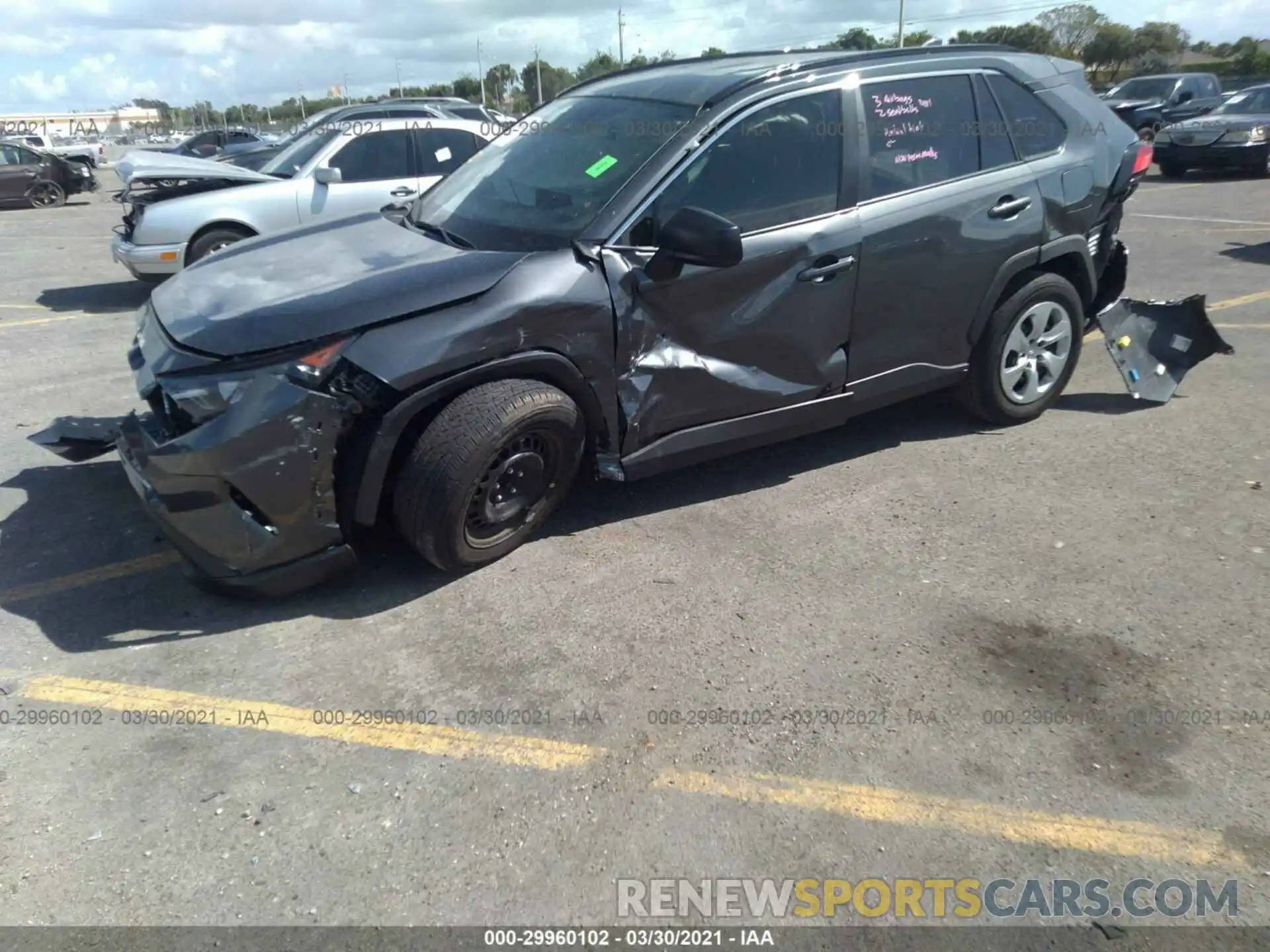 6 Photograph of a damaged car 2T3H1RFV6LC063936 TOYOTA RAV4 2020