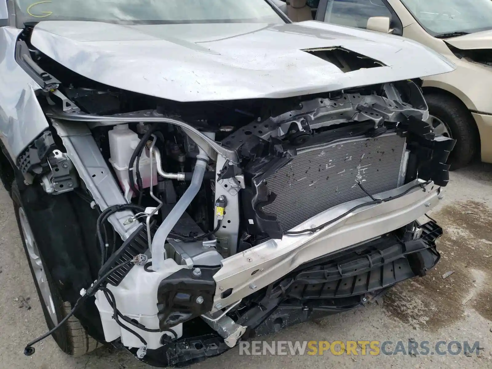 9 Photograph of a damaged car 2T3H1RFV6LC074063 TOYOTA RAV4 2020