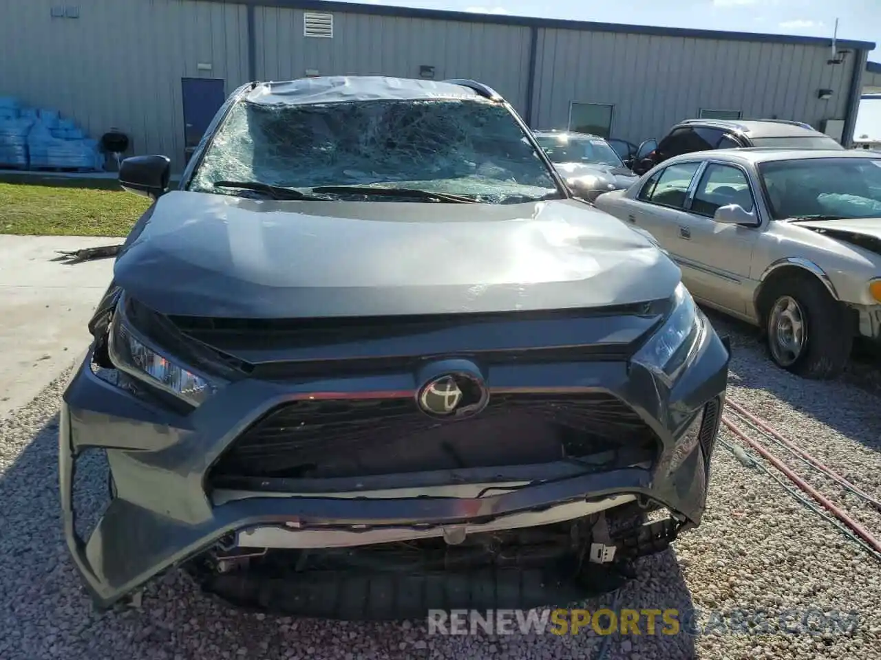 5 Photograph of a damaged car 2T3H1RFV6LC076296 TOYOTA RAV4 2020