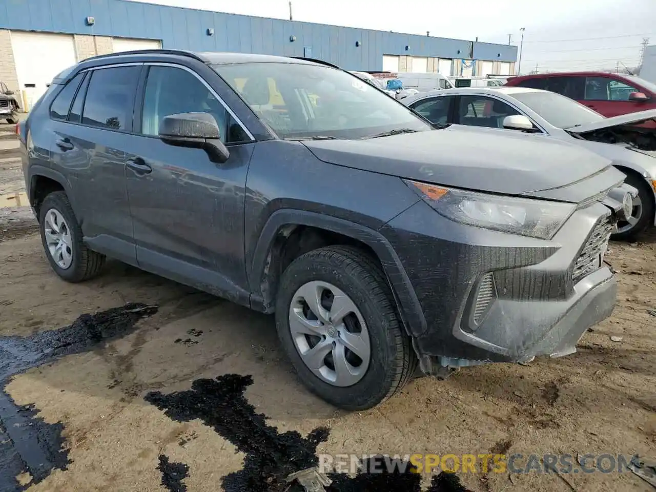 4 Photograph of a damaged car 2T3H1RFV6LC085614 TOYOTA RAV4 2020