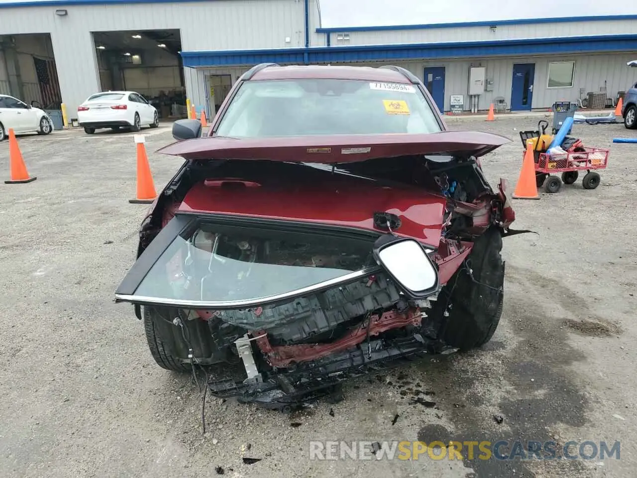 5 Photograph of a damaged car 2T3H1RFV6LW088768 TOYOTA RAV4 2020