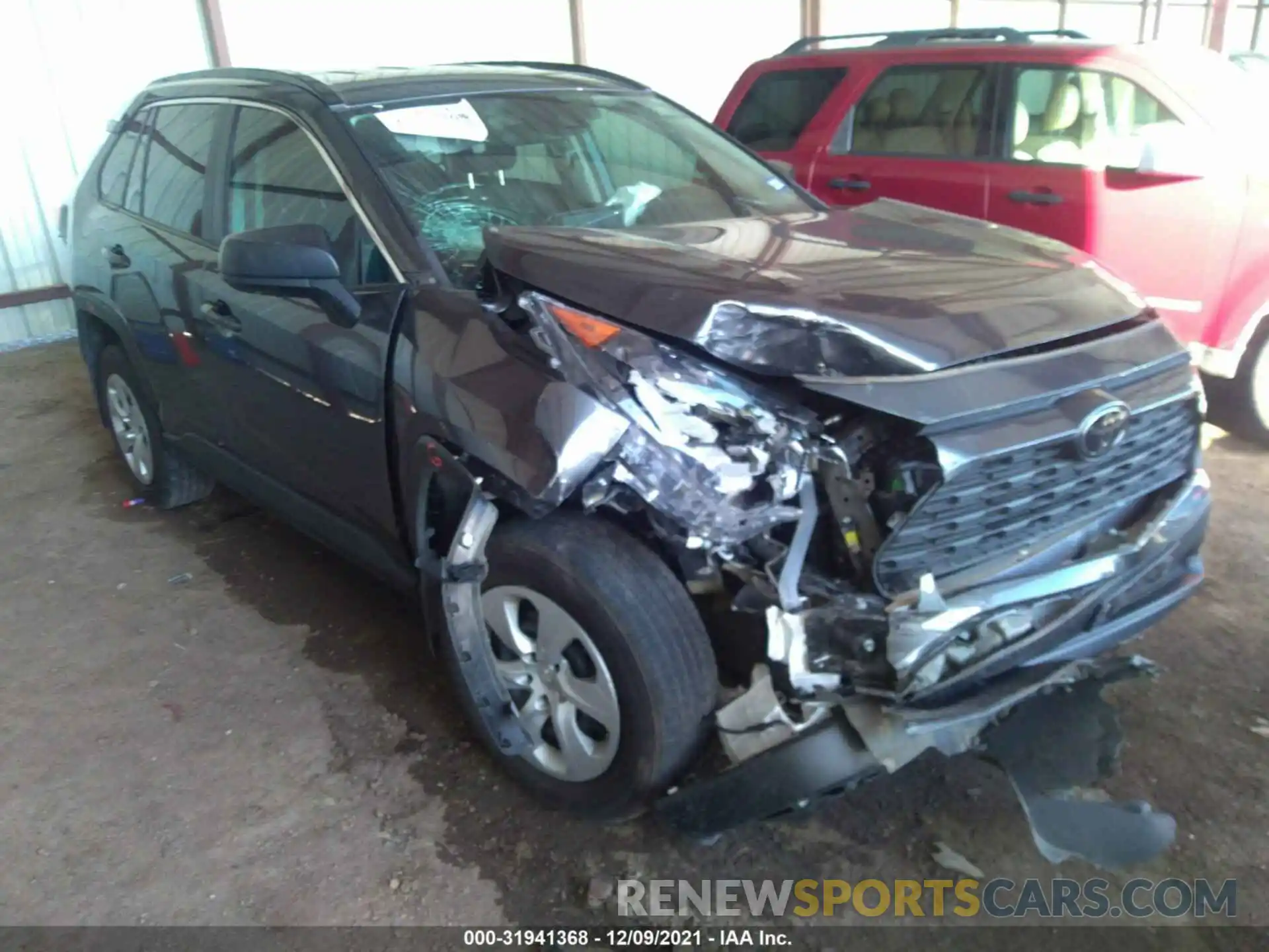 1 Photograph of a damaged car 2T3H1RFV7LC041332 TOYOTA RAV4 2020