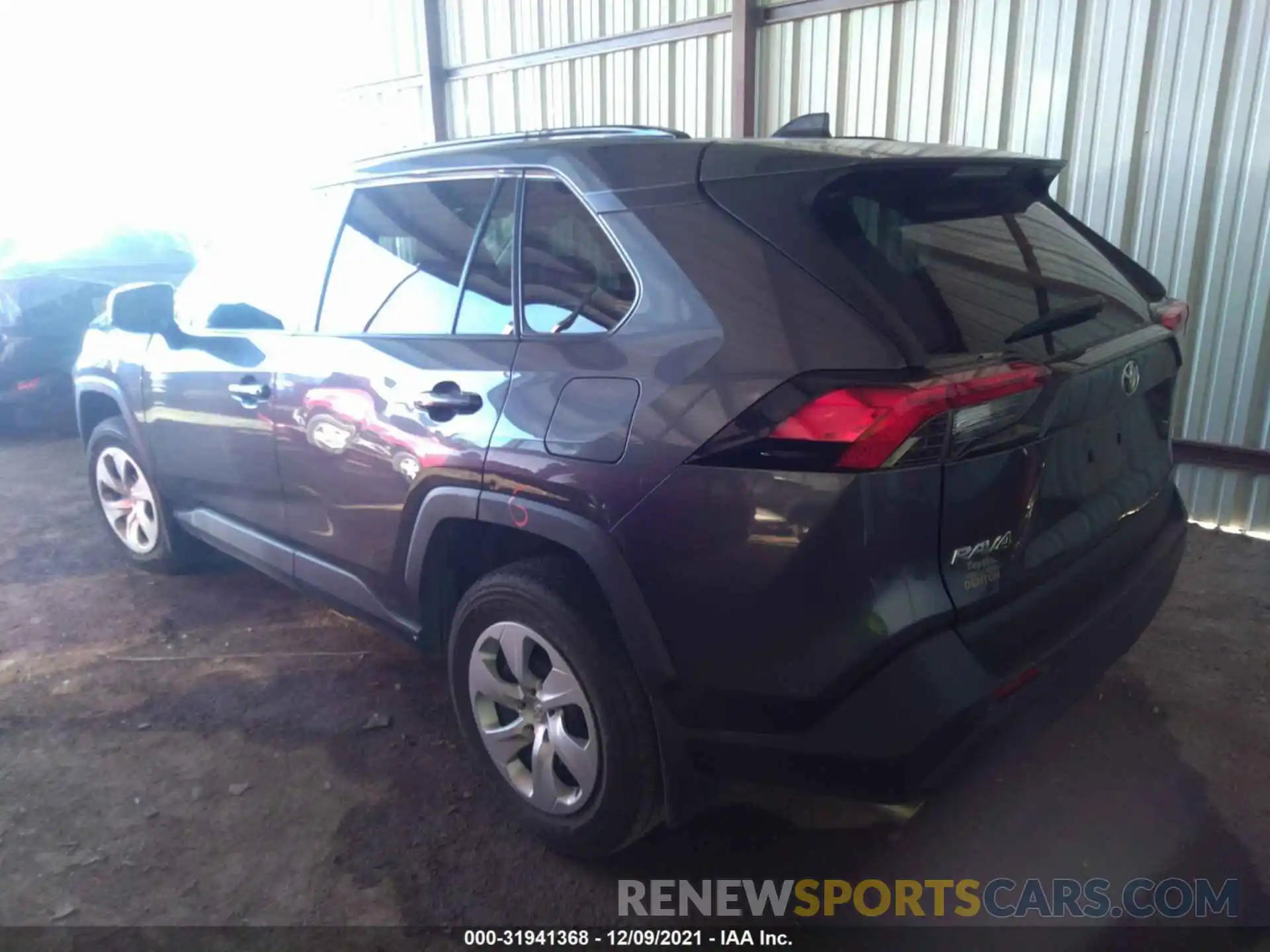 3 Photograph of a damaged car 2T3H1RFV7LC041332 TOYOTA RAV4 2020