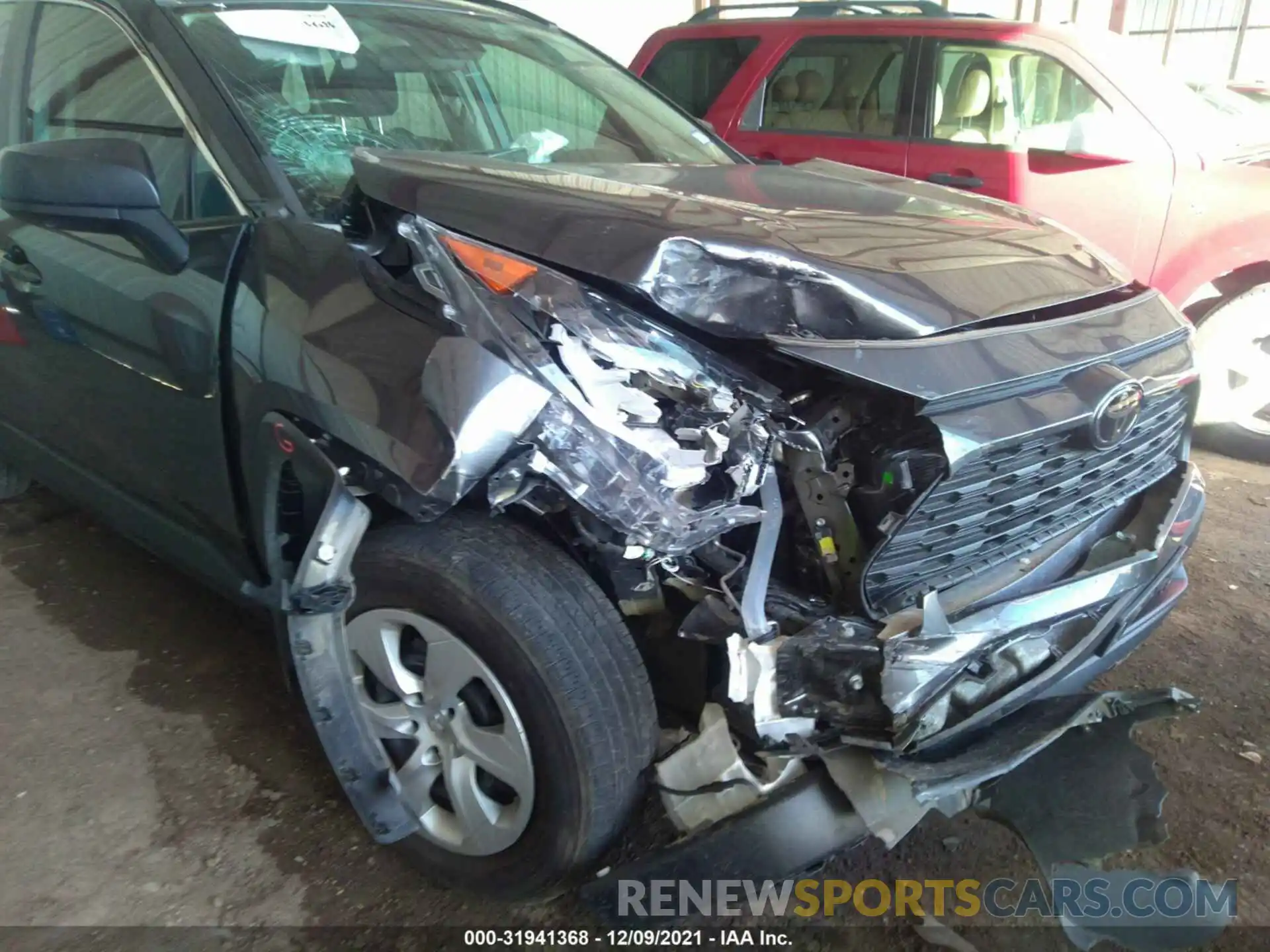 6 Photograph of a damaged car 2T3H1RFV7LC041332 TOYOTA RAV4 2020