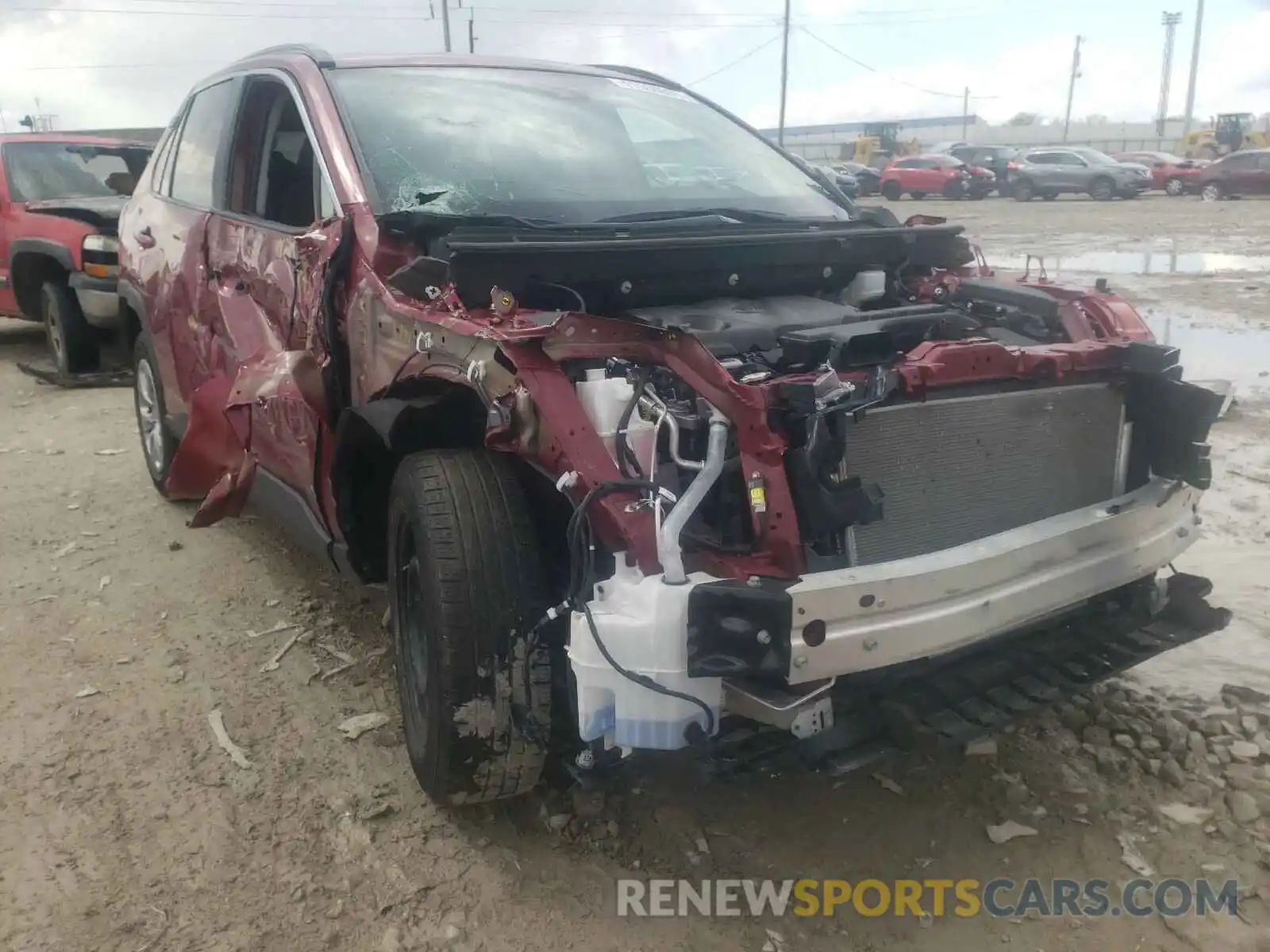 1 Photograph of a damaged car 2T3H1RFV7LC042285 TOYOTA RAV4 2020