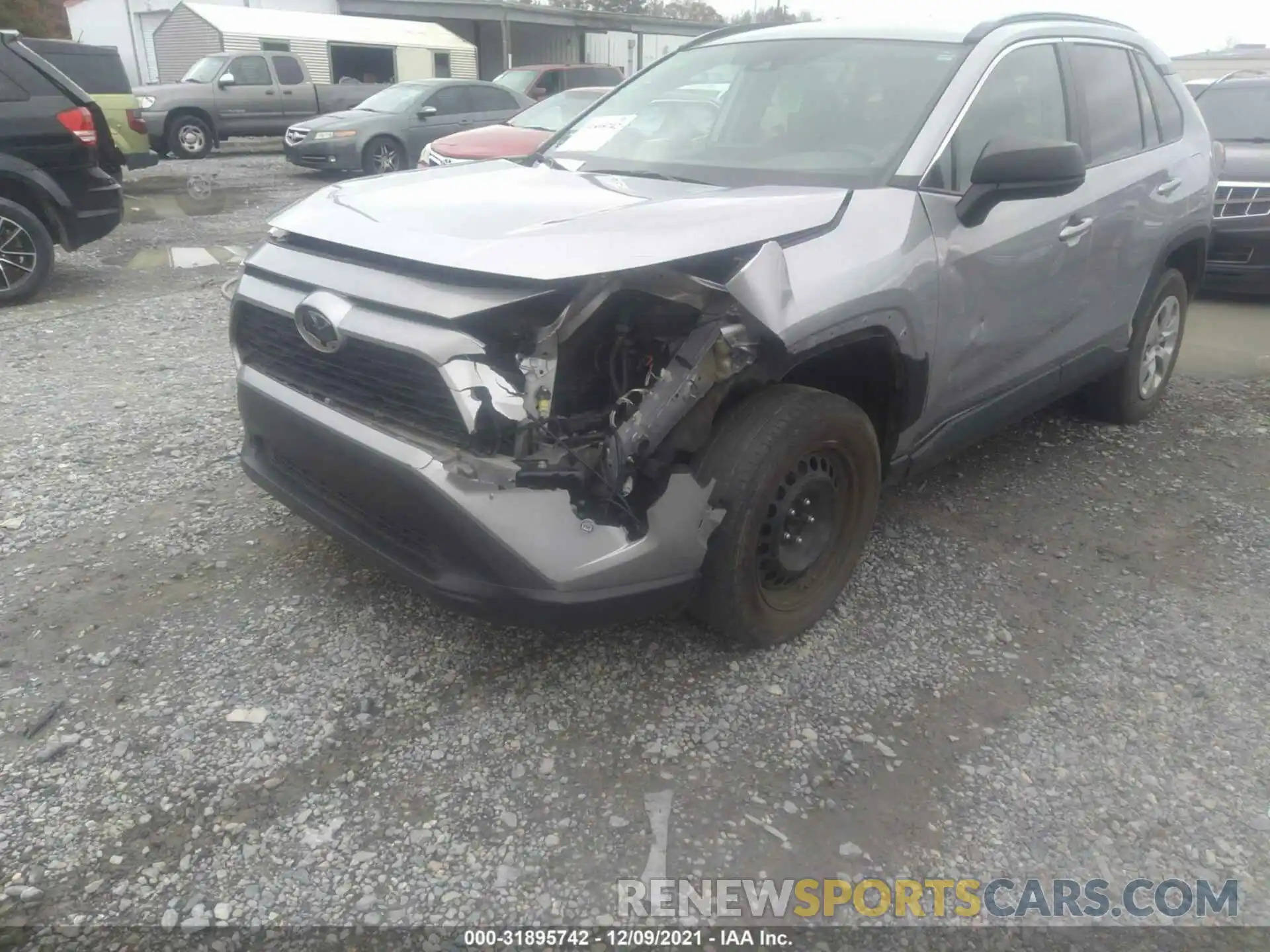 6 Photograph of a damaged car 2T3H1RFV7LC043064 TOYOTA RAV4 2020