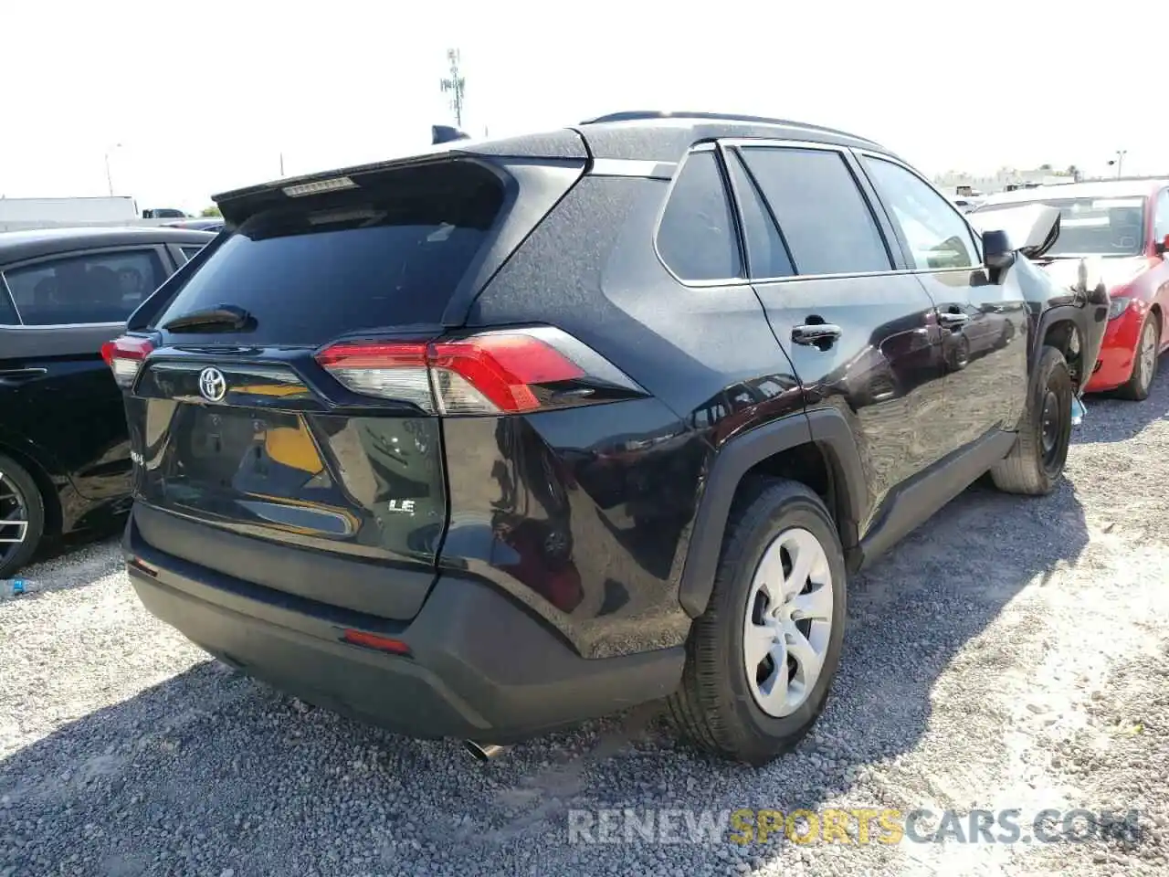 4 Photograph of a damaged car 2T3H1RFV7LC047129 TOYOTA RAV4 2020