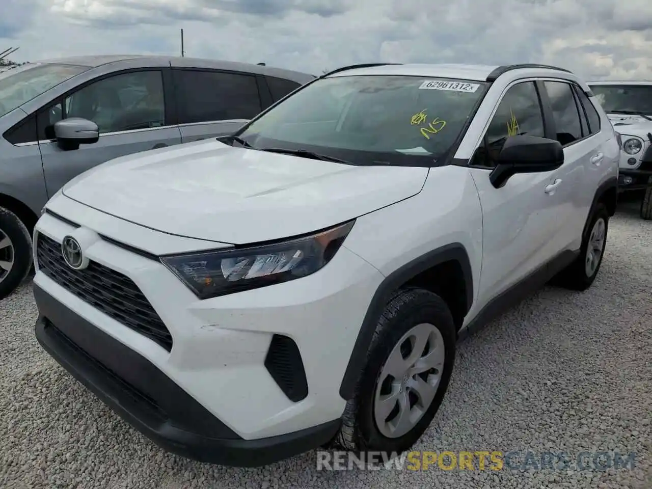 2 Photograph of a damaged car 2T3H1RFV7LC050404 TOYOTA RAV4 2020