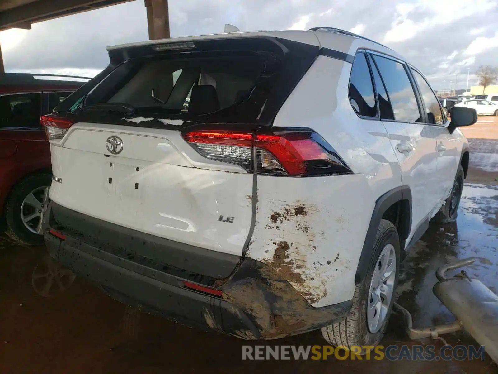 4 Photograph of a damaged car 2T3H1RFV7LC056803 TOYOTA RAV4 2020