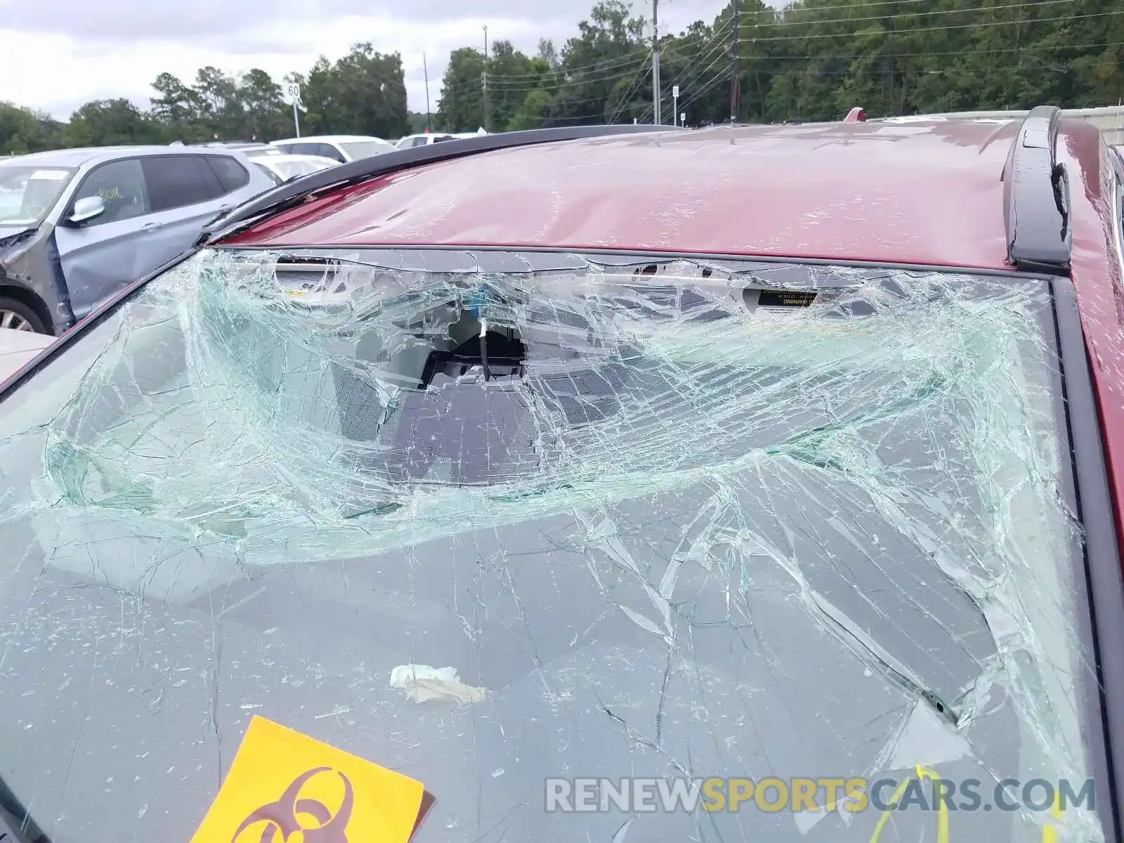 9 Photograph of a damaged car 2T3H1RFV7LW061448 TOYOTA RAV4 2020