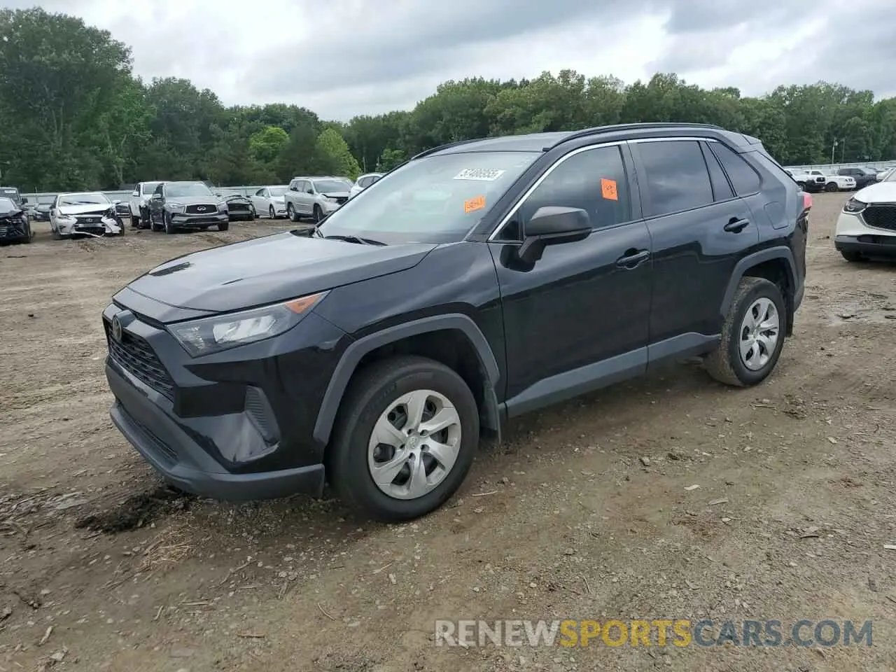 1 Photograph of a damaged car 2T3H1RFV7LW079710 TOYOTA RAV4 2020