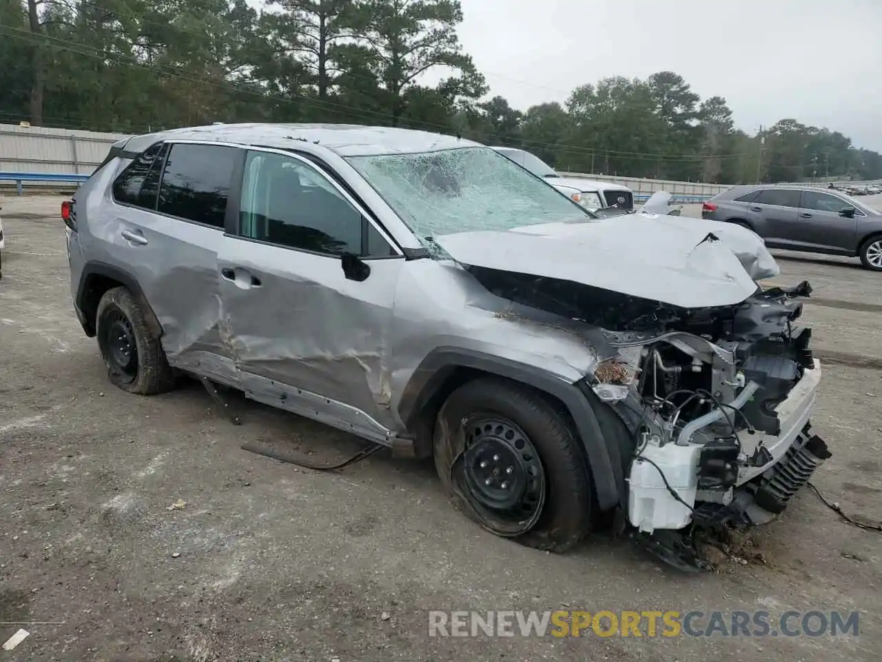 4 Photograph of a damaged car 2T3H1RFV7LW082557 TOYOTA RAV4 2020