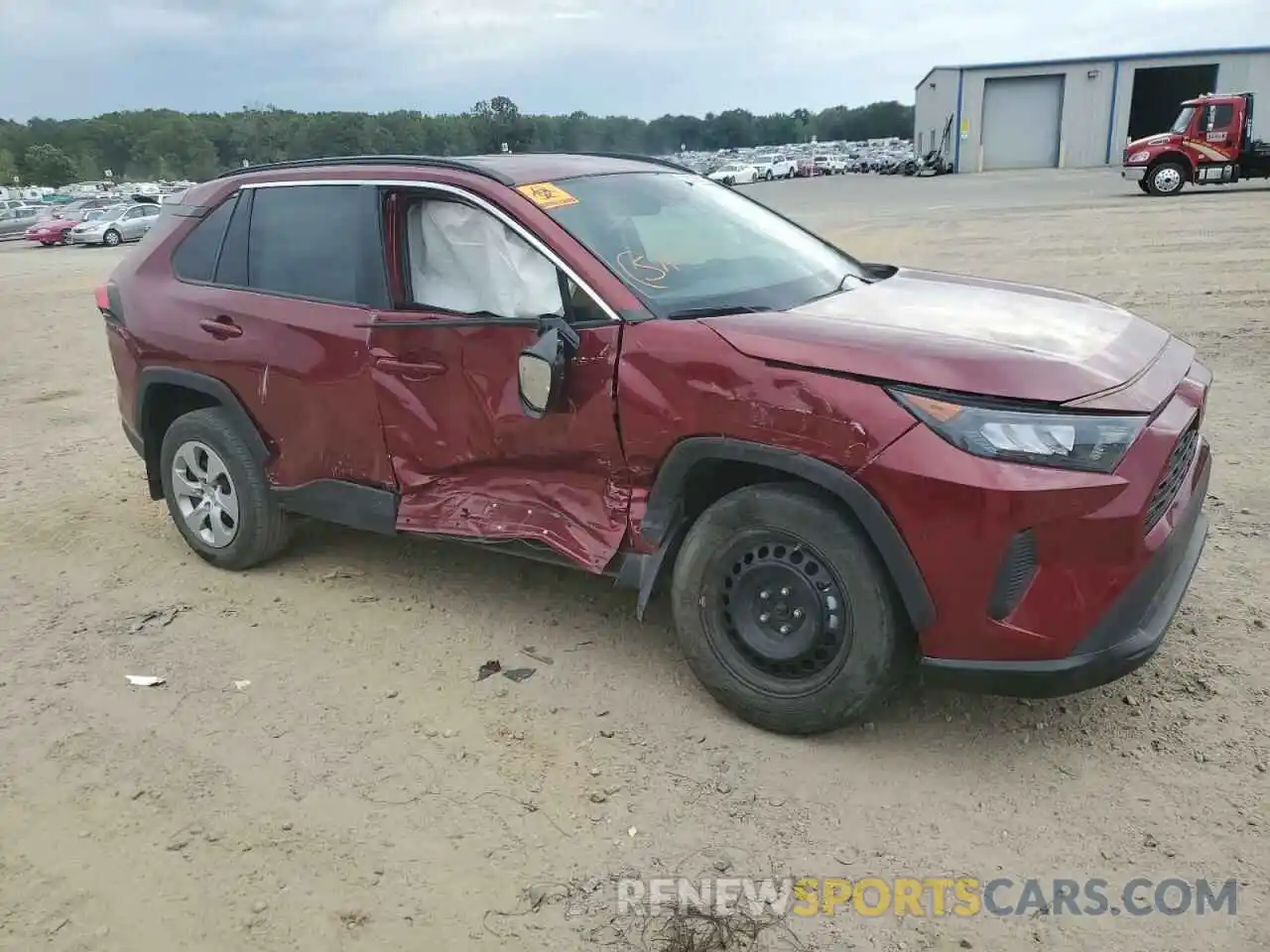 9 Photograph of a damaged car 2T3H1RFV7LW093512 TOYOTA RAV4 2020