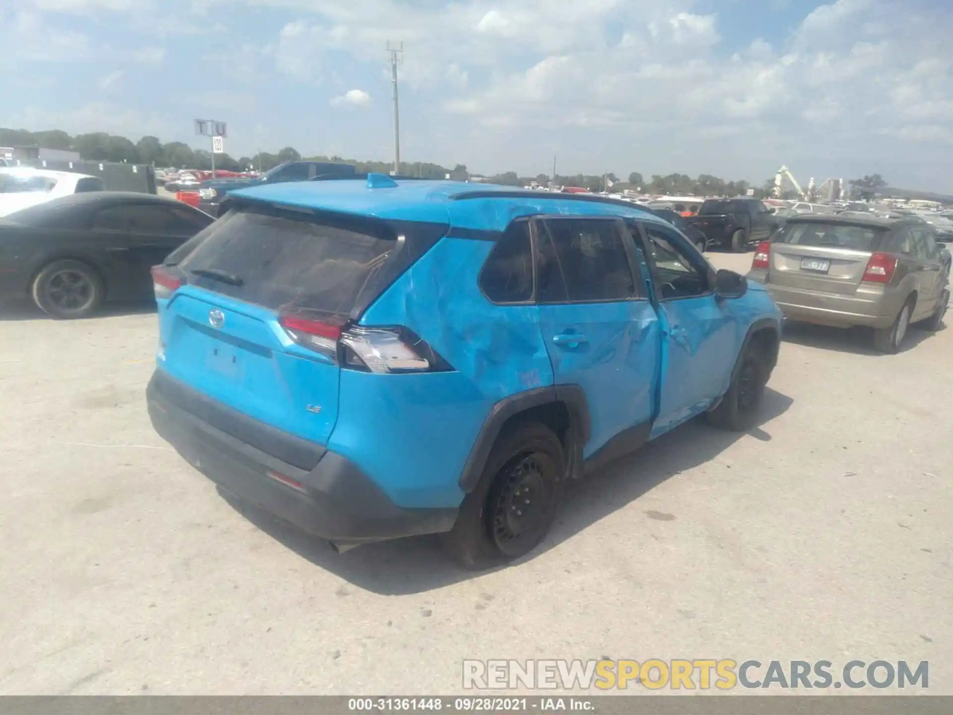 4 Photograph of a damaged car 2T3H1RFV8LC040254 TOYOTA RAV4 2020