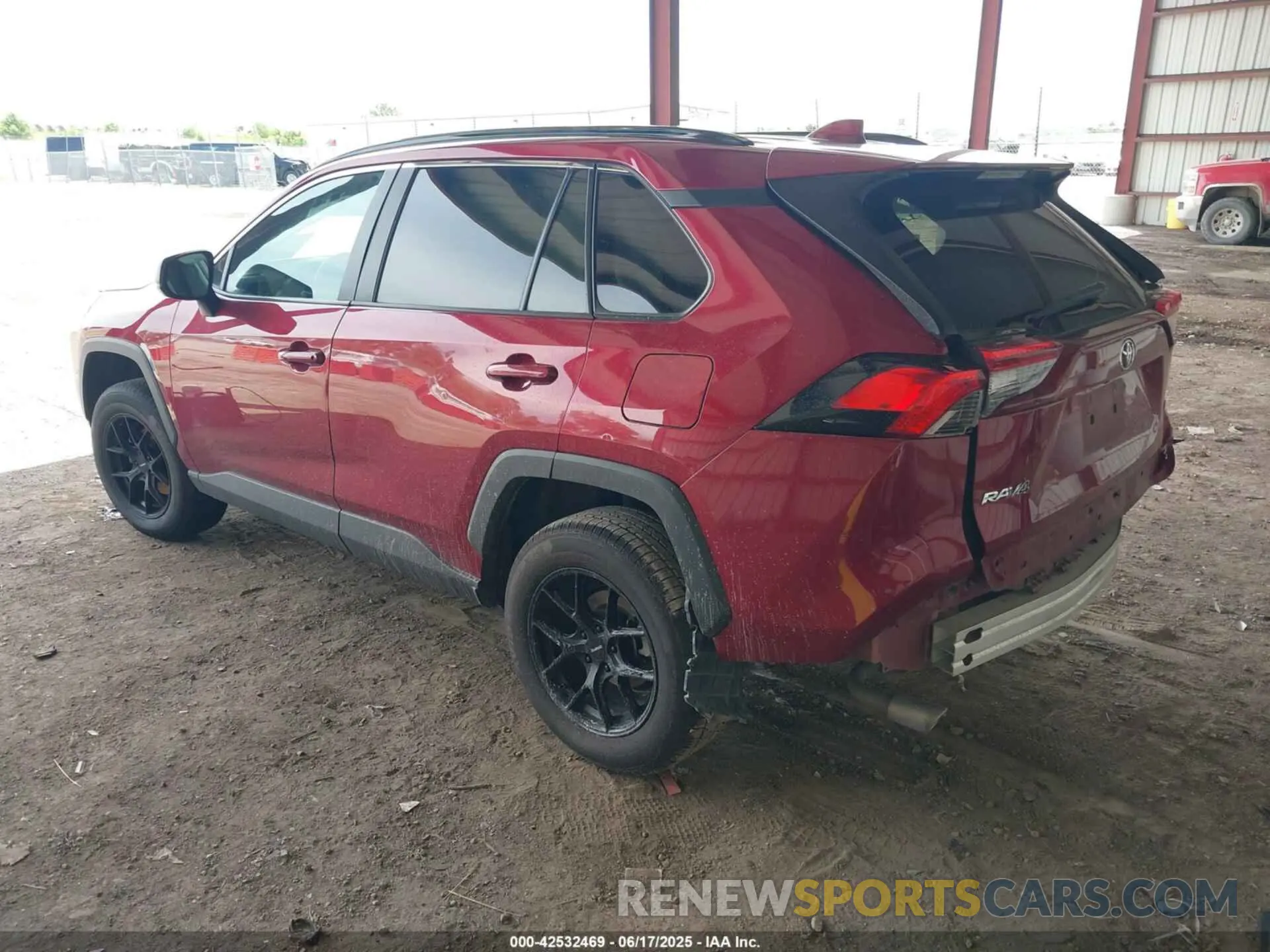 3 Photograph of a damaged car 2T3H1RFV8LC046622 TOYOTA RAV4 2020