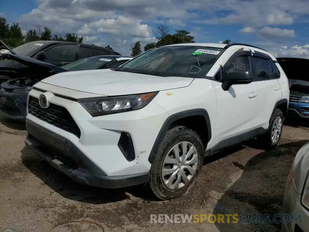 2 Photograph of a damaged car 2T3H1RFV8LC062030 TOYOTA RAV4 2020