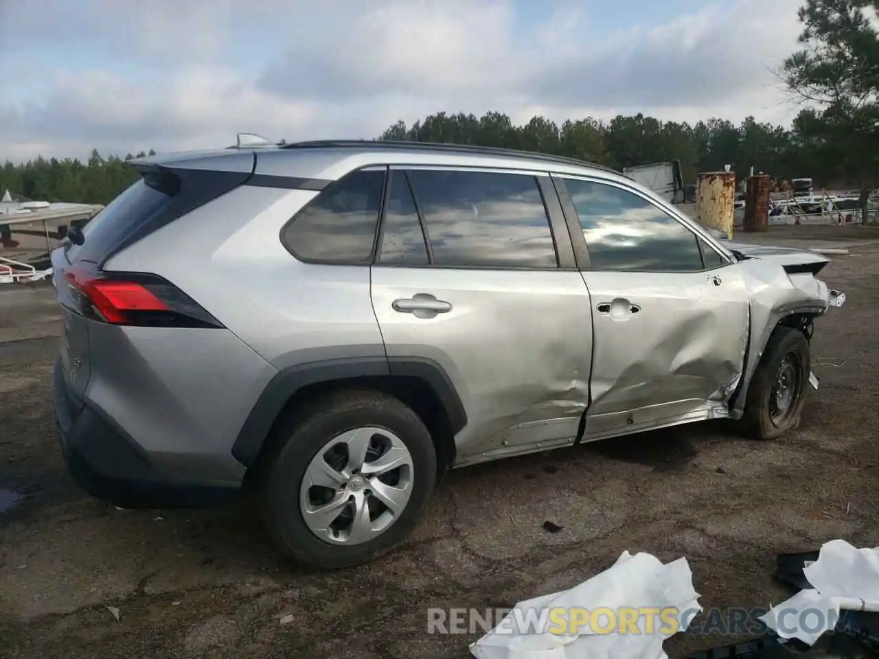 3 Photograph of a damaged car 2T3H1RFV8LC063176 TOYOTA RAV4 2020