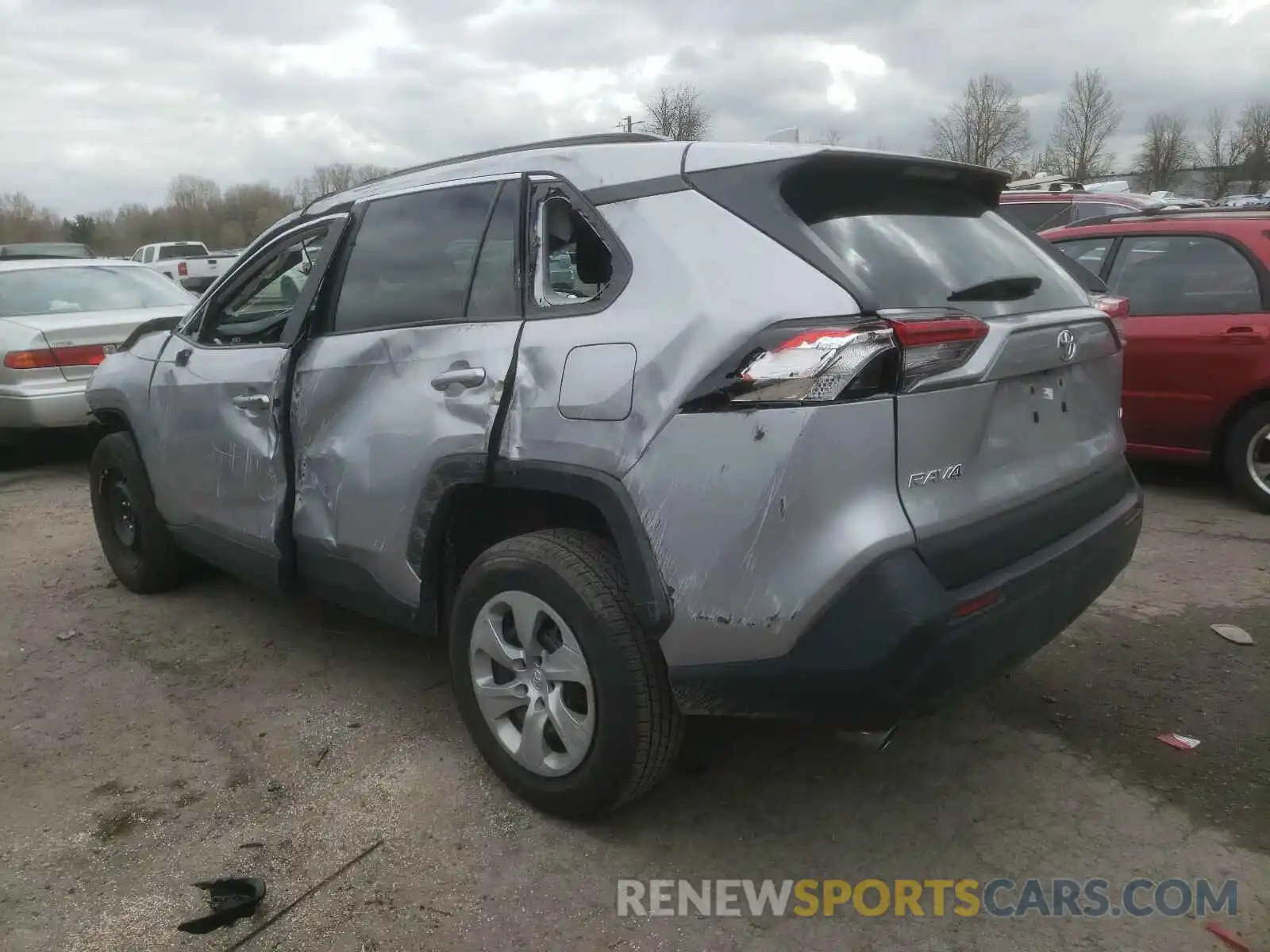 3 Photograph of a damaged car 2T3H1RFV8LC078325 TOYOTA RAV4 2020