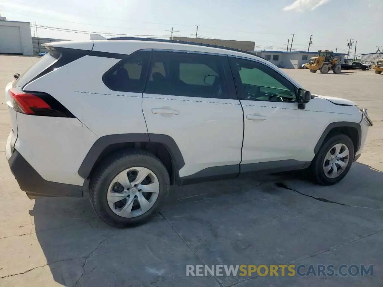 3 Photograph of a damaged car 2T3H1RFV8LW067999 TOYOTA RAV4 2020