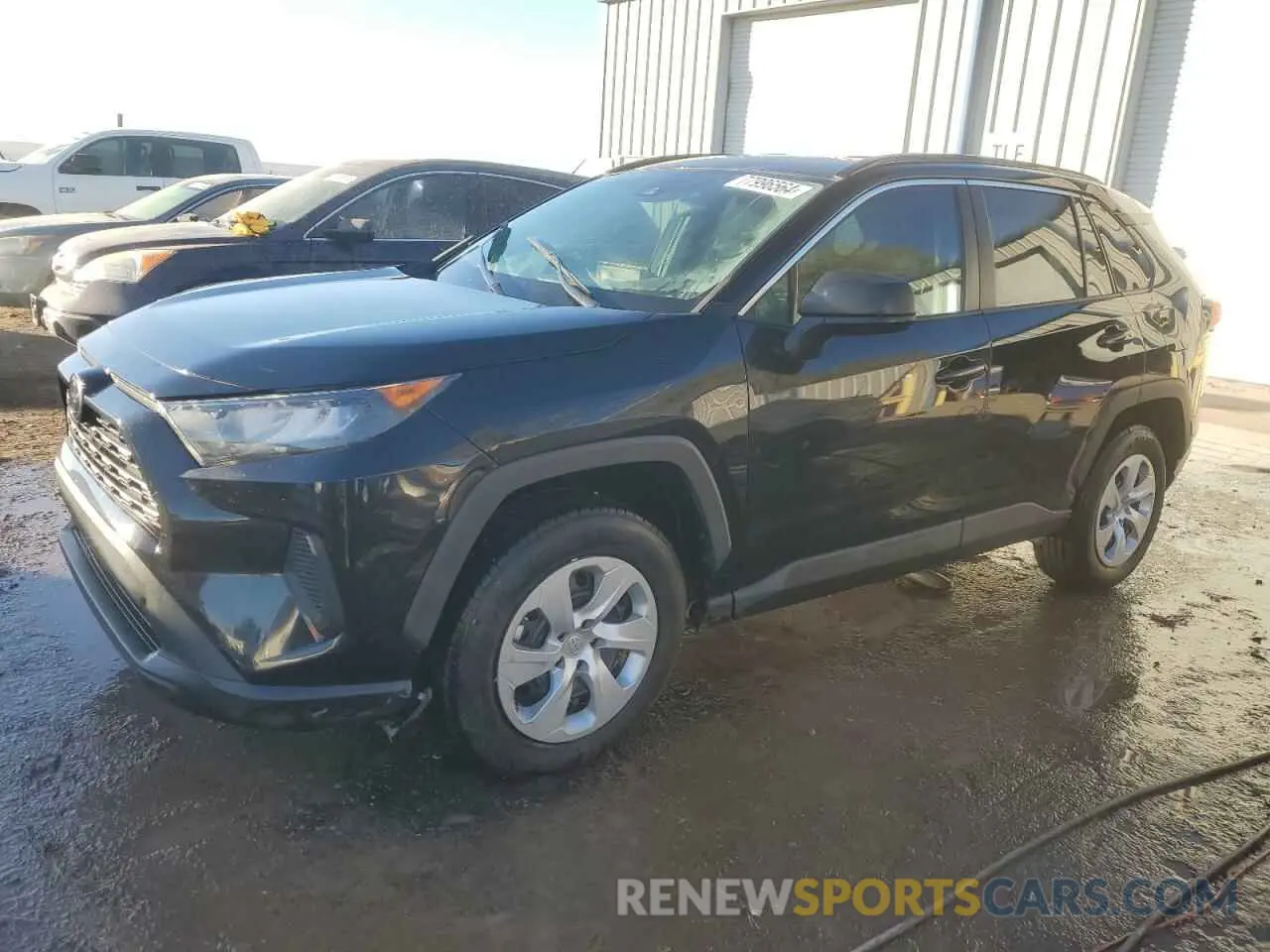 1 Photograph of a damaged car 2T3H1RFV8LW093549 TOYOTA RAV4 2020