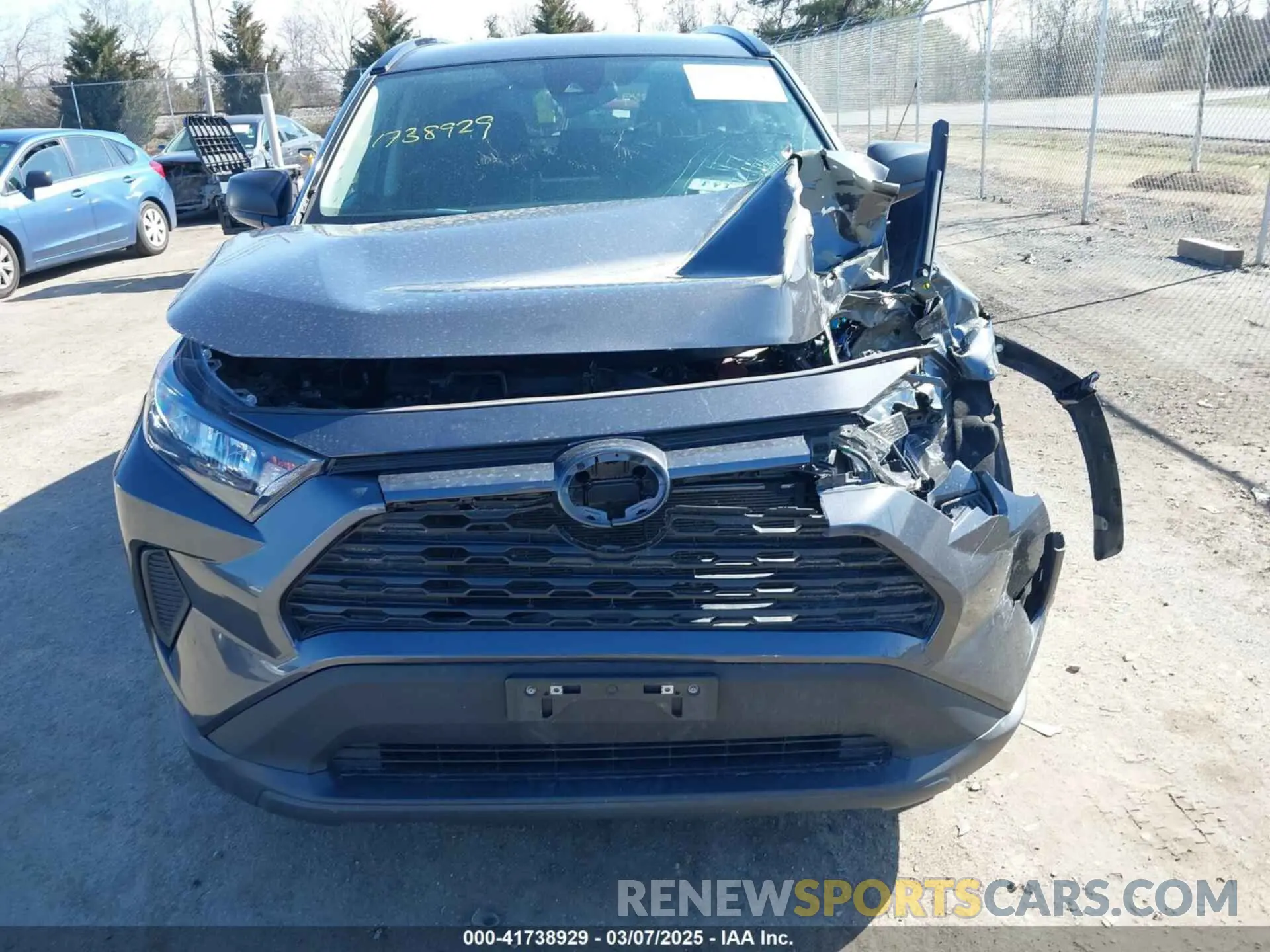 12 Photograph of a damaged car 2T3H1RFV8LW103724 TOYOTA RAV4 2020