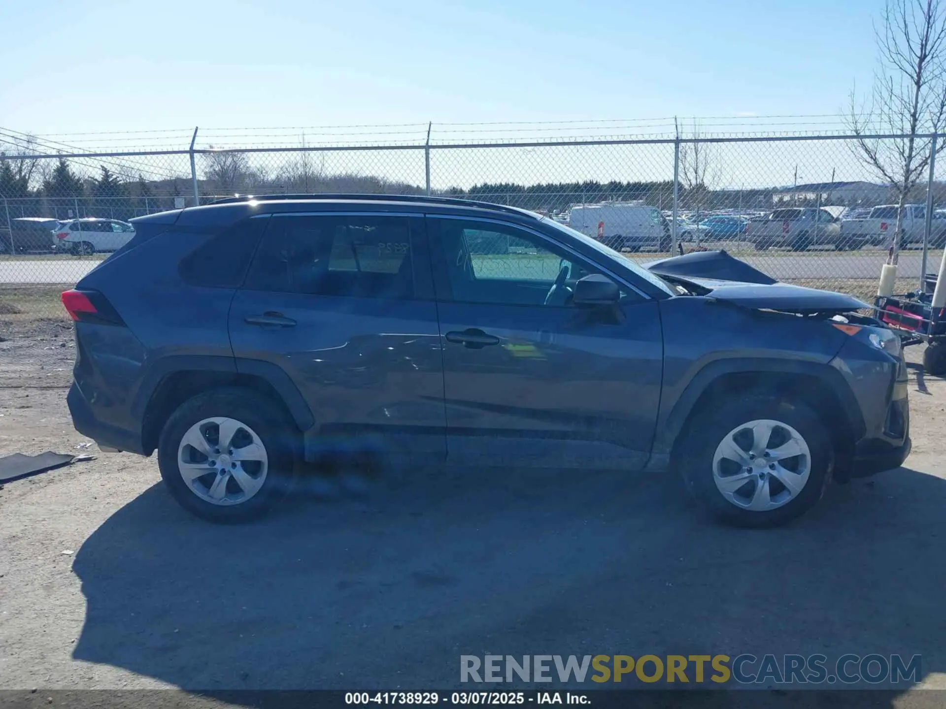 13 Photograph of a damaged car 2T3H1RFV8LW103724 TOYOTA RAV4 2020
