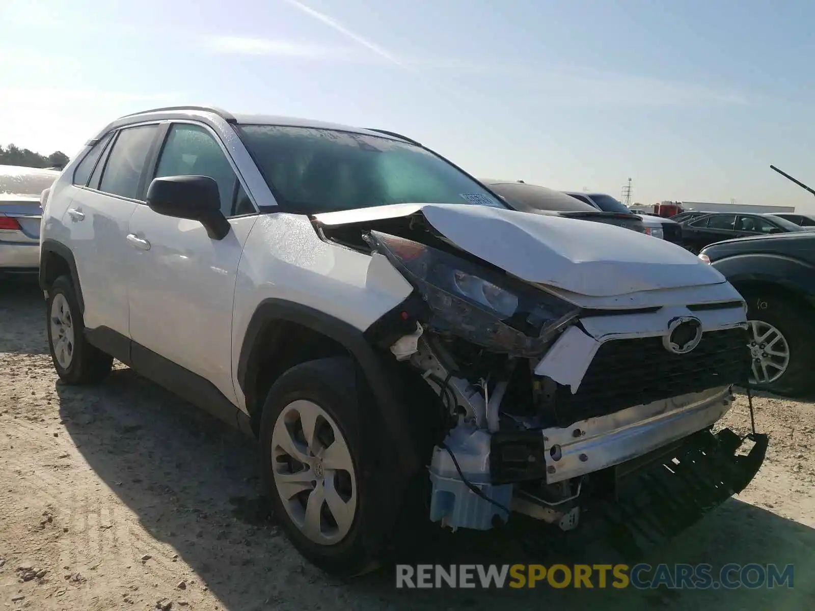 1 Photograph of a damaged car 2T3H1RFV9LC037332 TOYOTA RAV4 2020