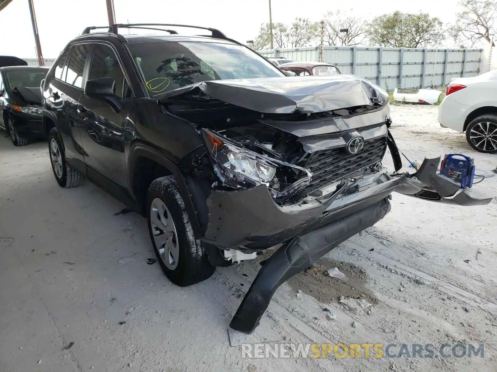 1 Photograph of a damaged car 2T3H1RFV9LC049576 TOYOTA RAV4 2020