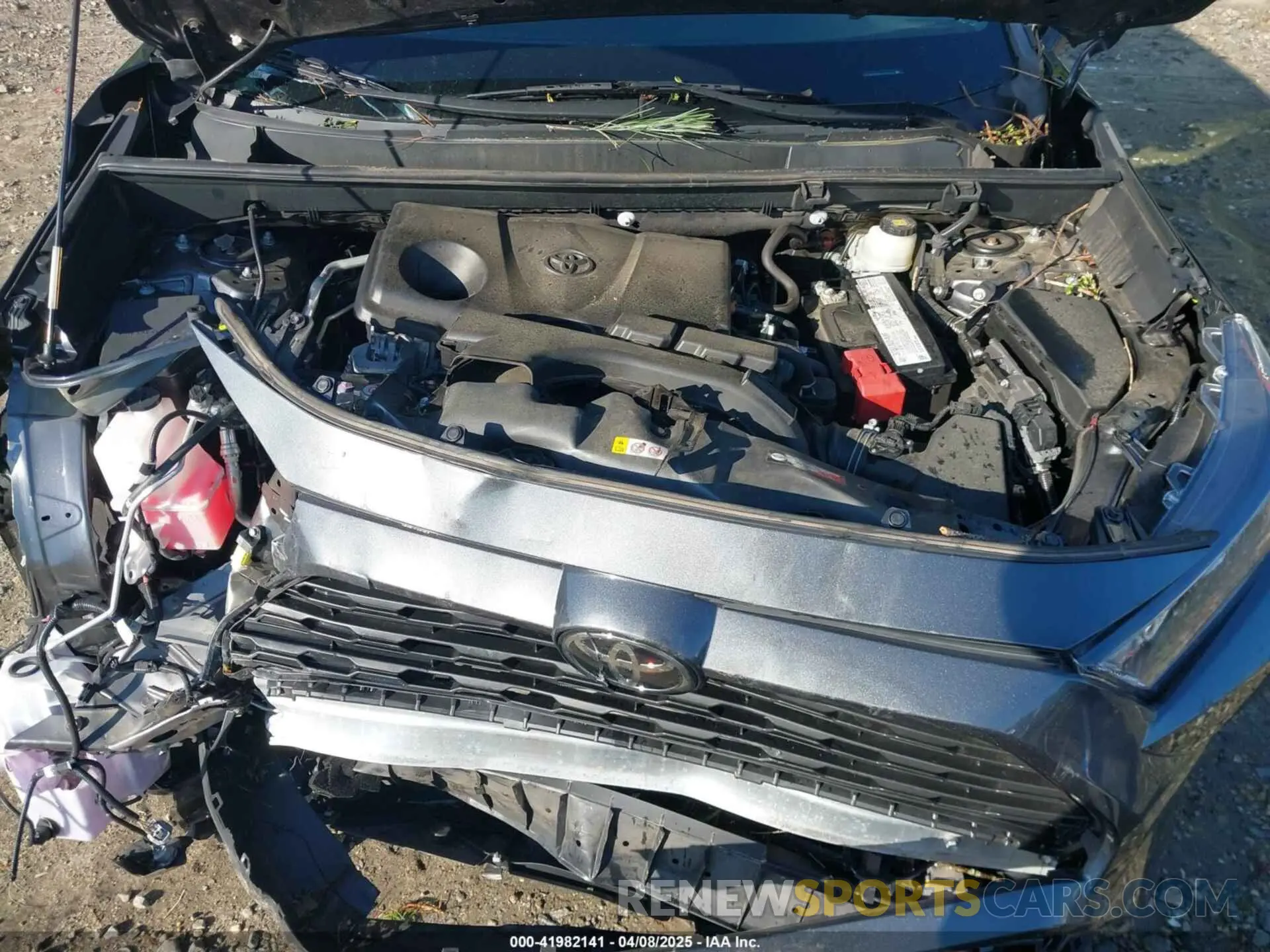10 Photograph of a damaged car 2T3H1RFV9LC070265 TOYOTA RAV4 2020