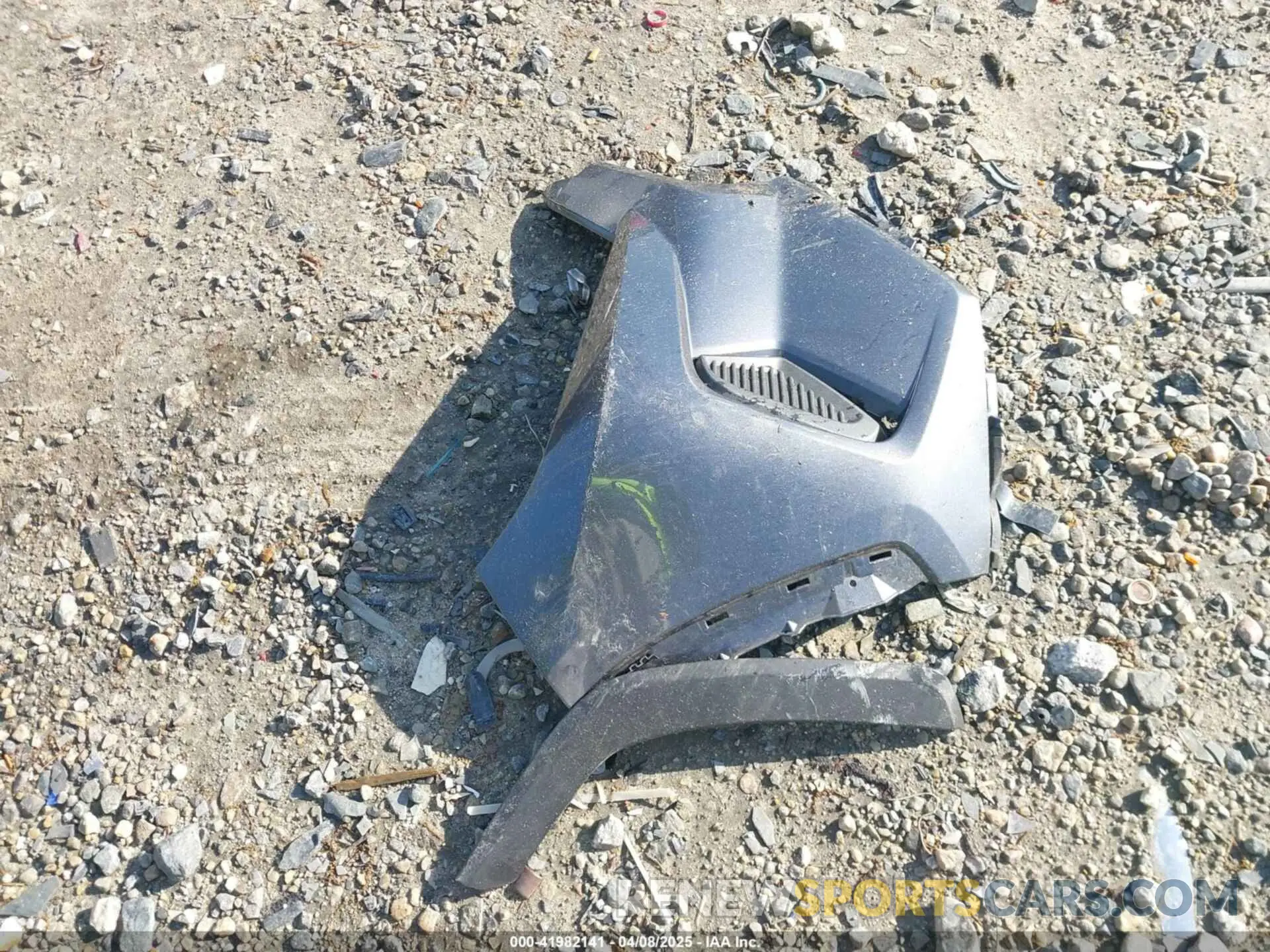 12 Photograph of a damaged car 2T3H1RFV9LC070265 TOYOTA RAV4 2020