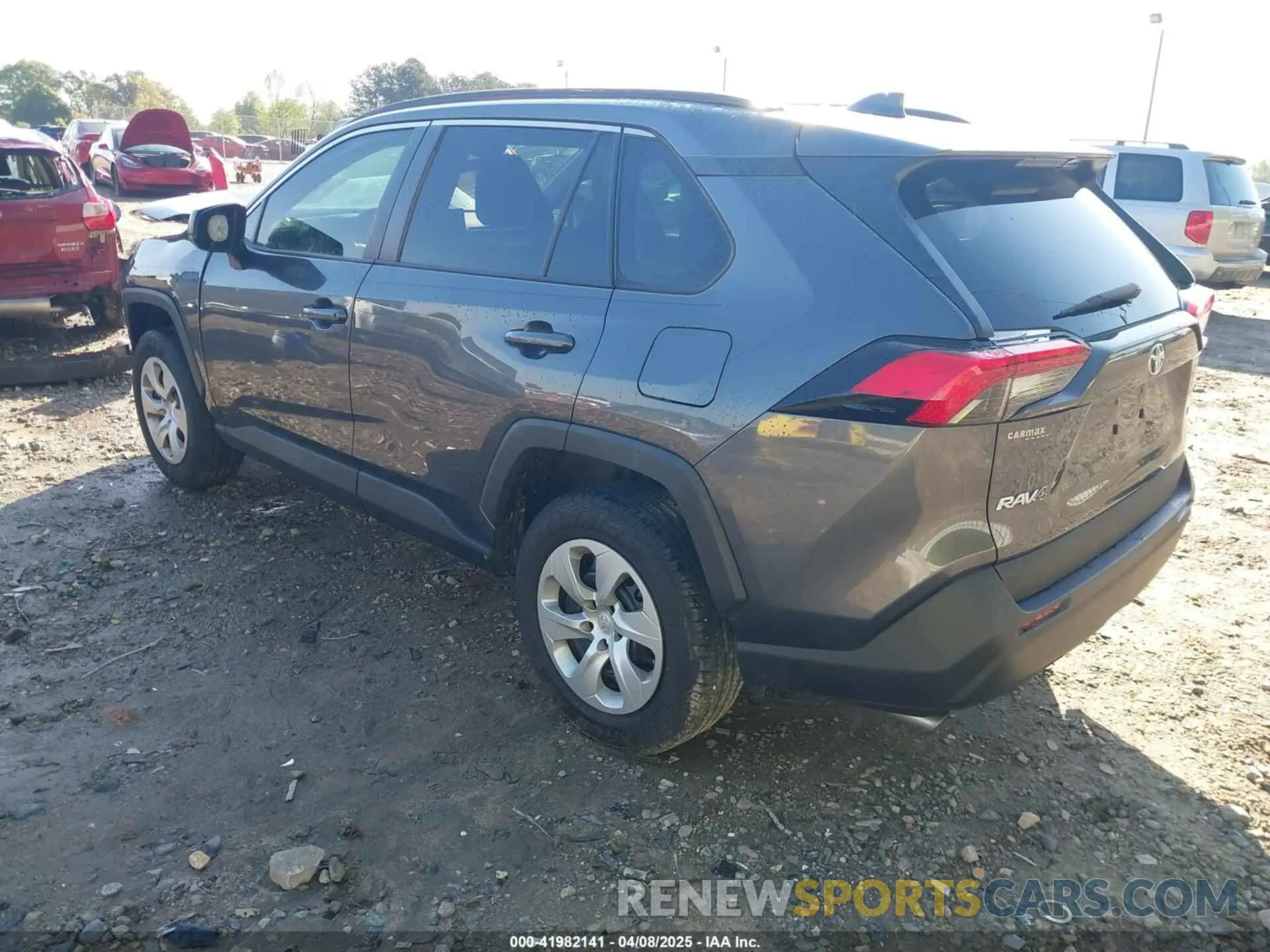 3 Photograph of a damaged car 2T3H1RFV9LC070265 TOYOTA RAV4 2020