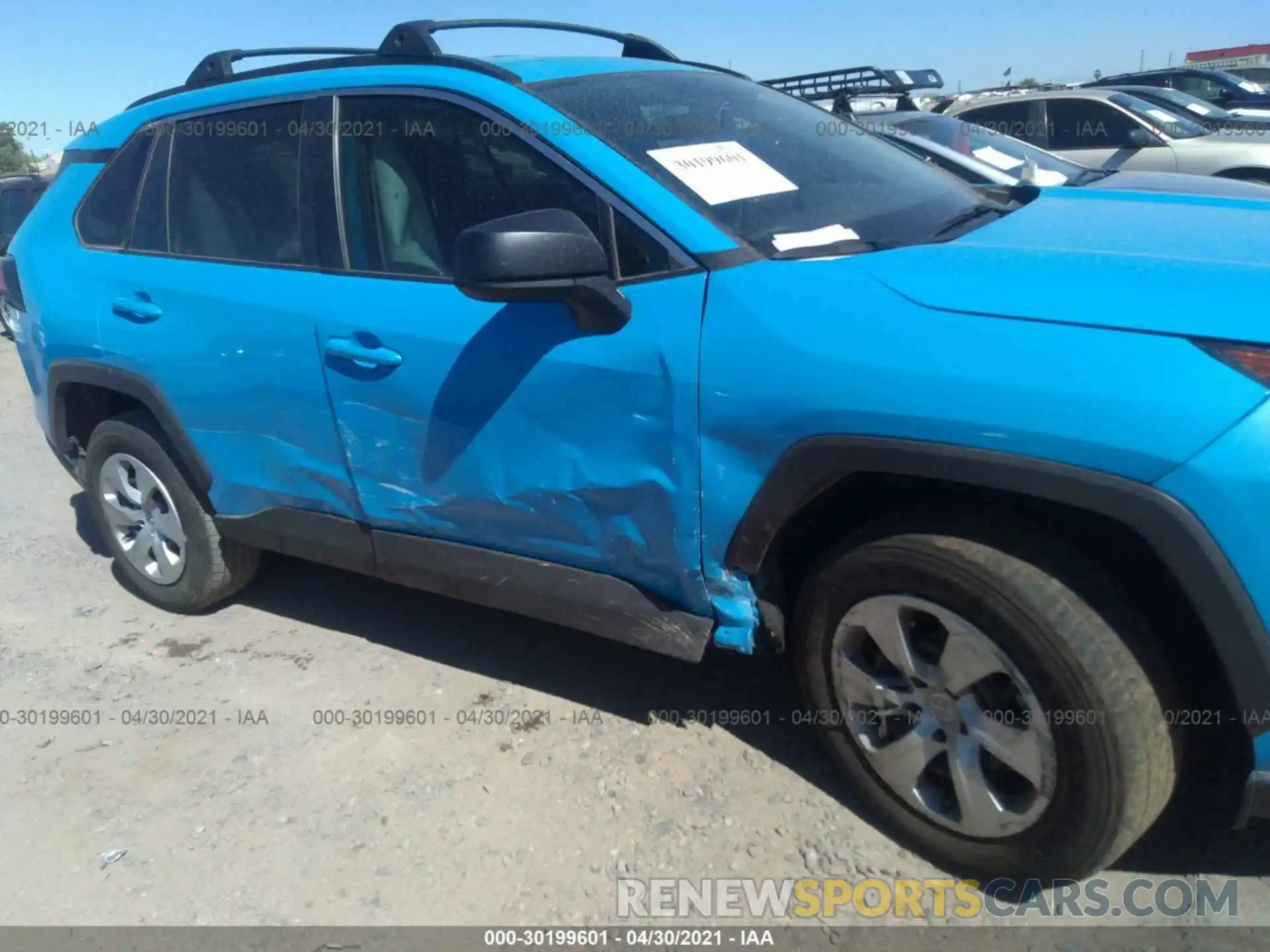 6 Photograph of a damaged car 2T3H1RFV9LC071061 TOYOTA RAV4 2020