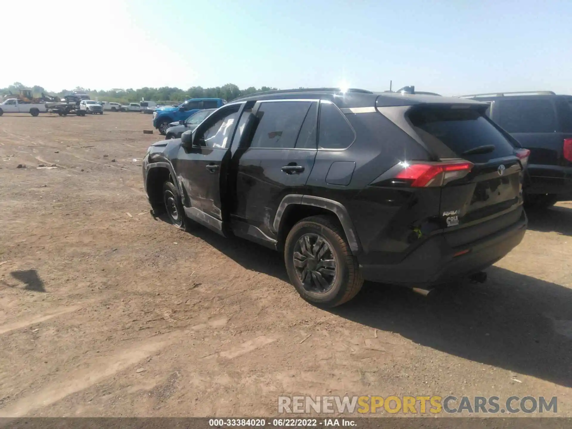 3 Photograph of a damaged car 2T3H1RFV9LC072016 TOYOTA RAV4 2020