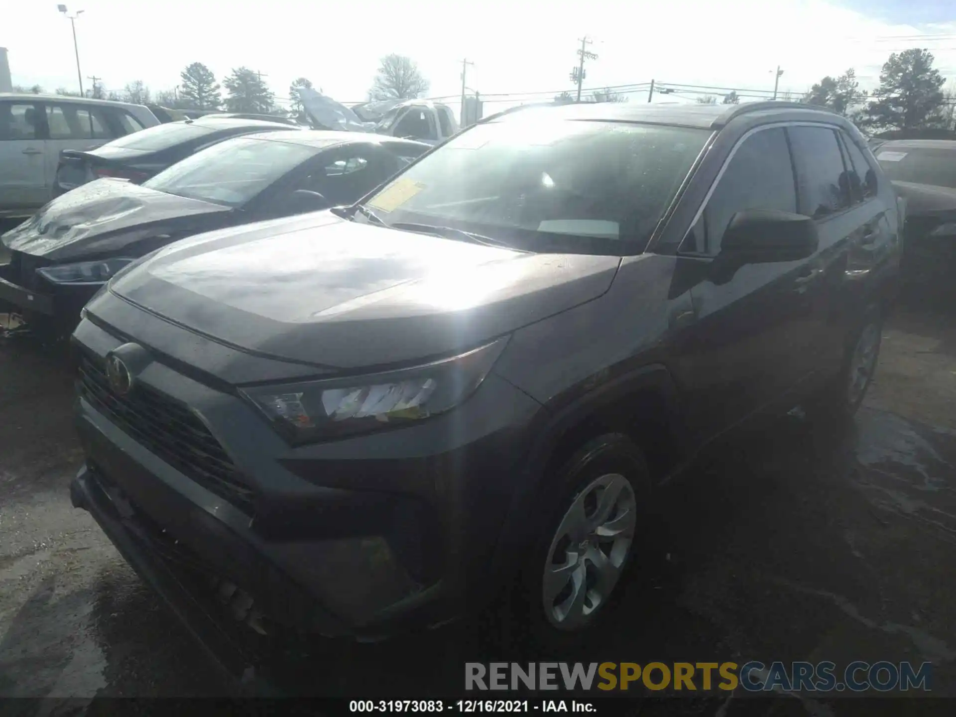 2 Photograph of a damaged car 2T3H1RFV9LC073683 TOYOTA RAV4 2020