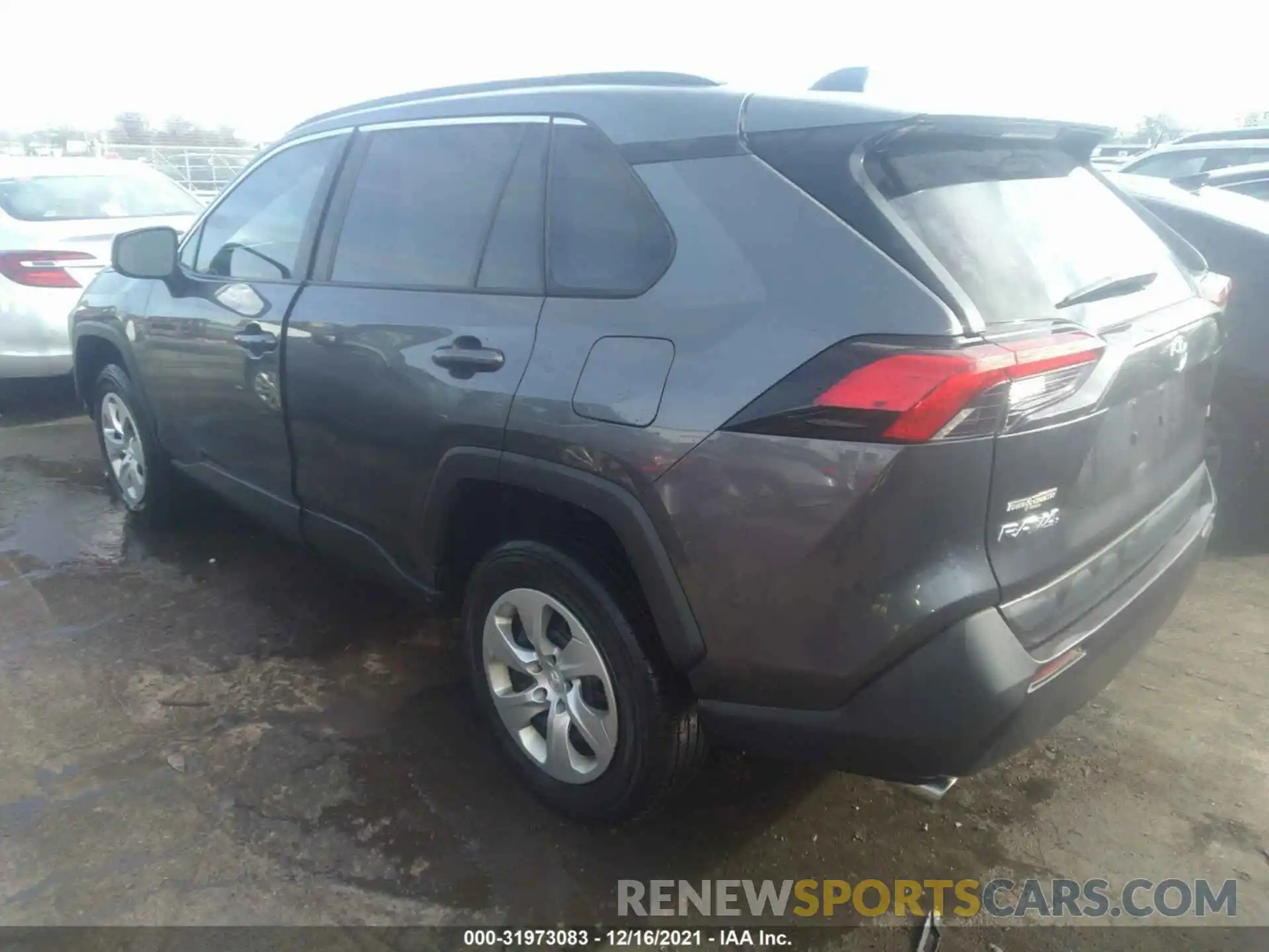 3 Photograph of a damaged car 2T3H1RFV9LC073683 TOYOTA RAV4 2020