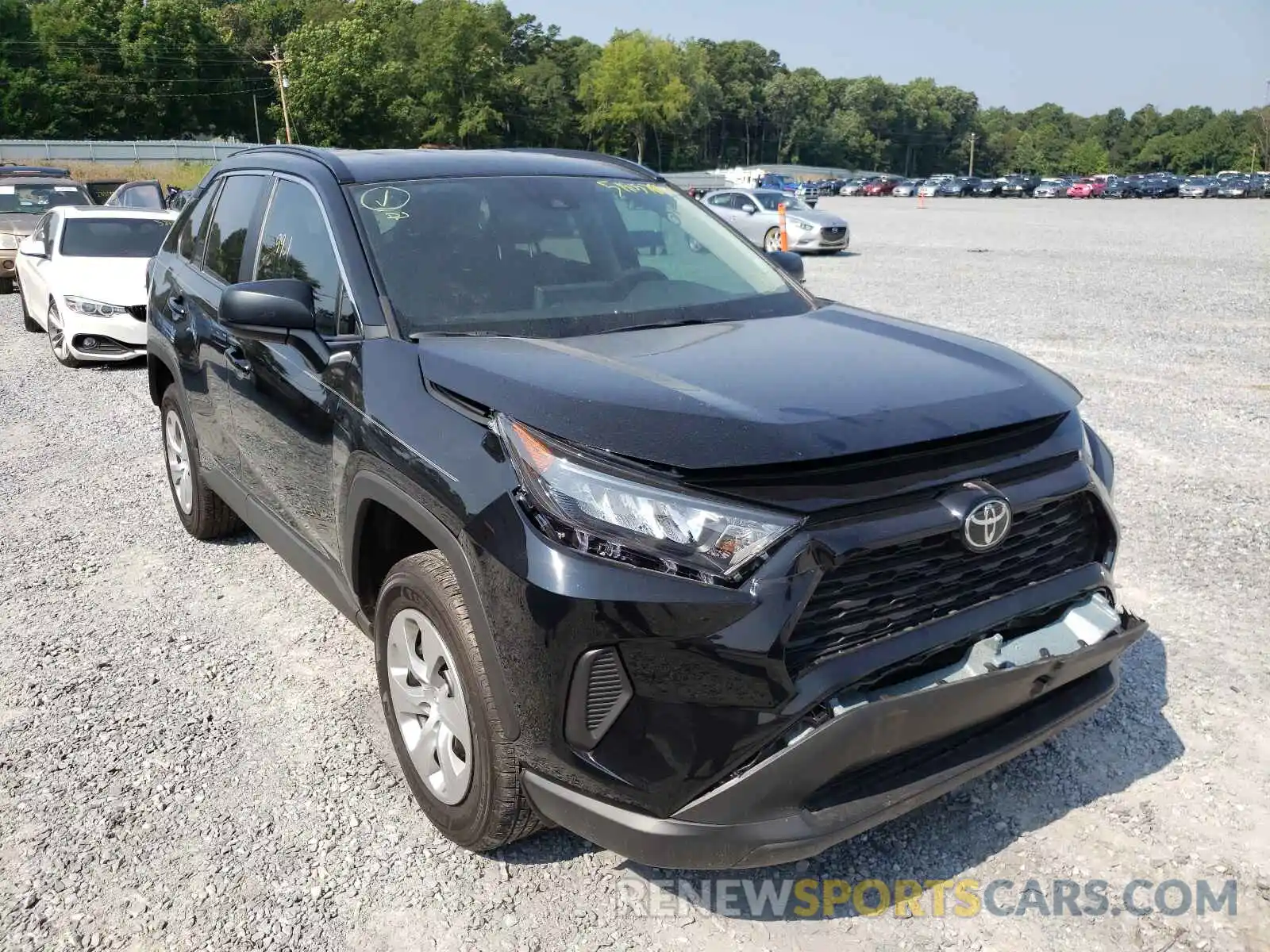 1 Photograph of a damaged car 2T3H1RFV9LC074719 TOYOTA RAV4 2020