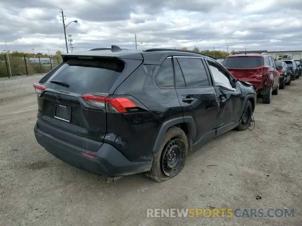 4 Photograph of a damaged car 2T3H1RFV9LC082917 TOYOTA RAV4 2020