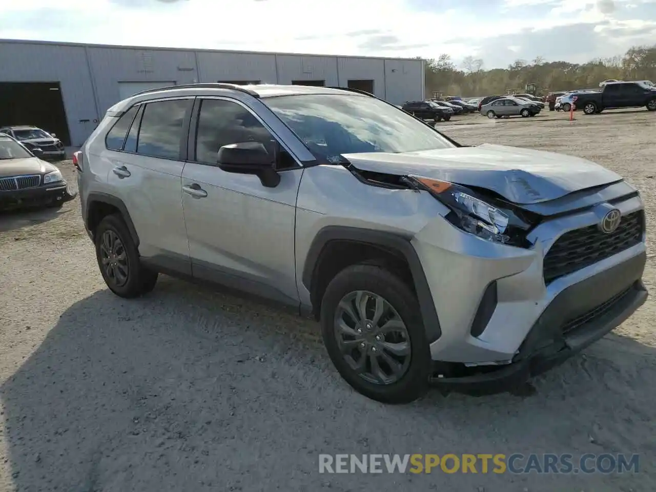 4 Photograph of a damaged car 2T3H1RFV9LW059393 TOYOTA RAV4 2020