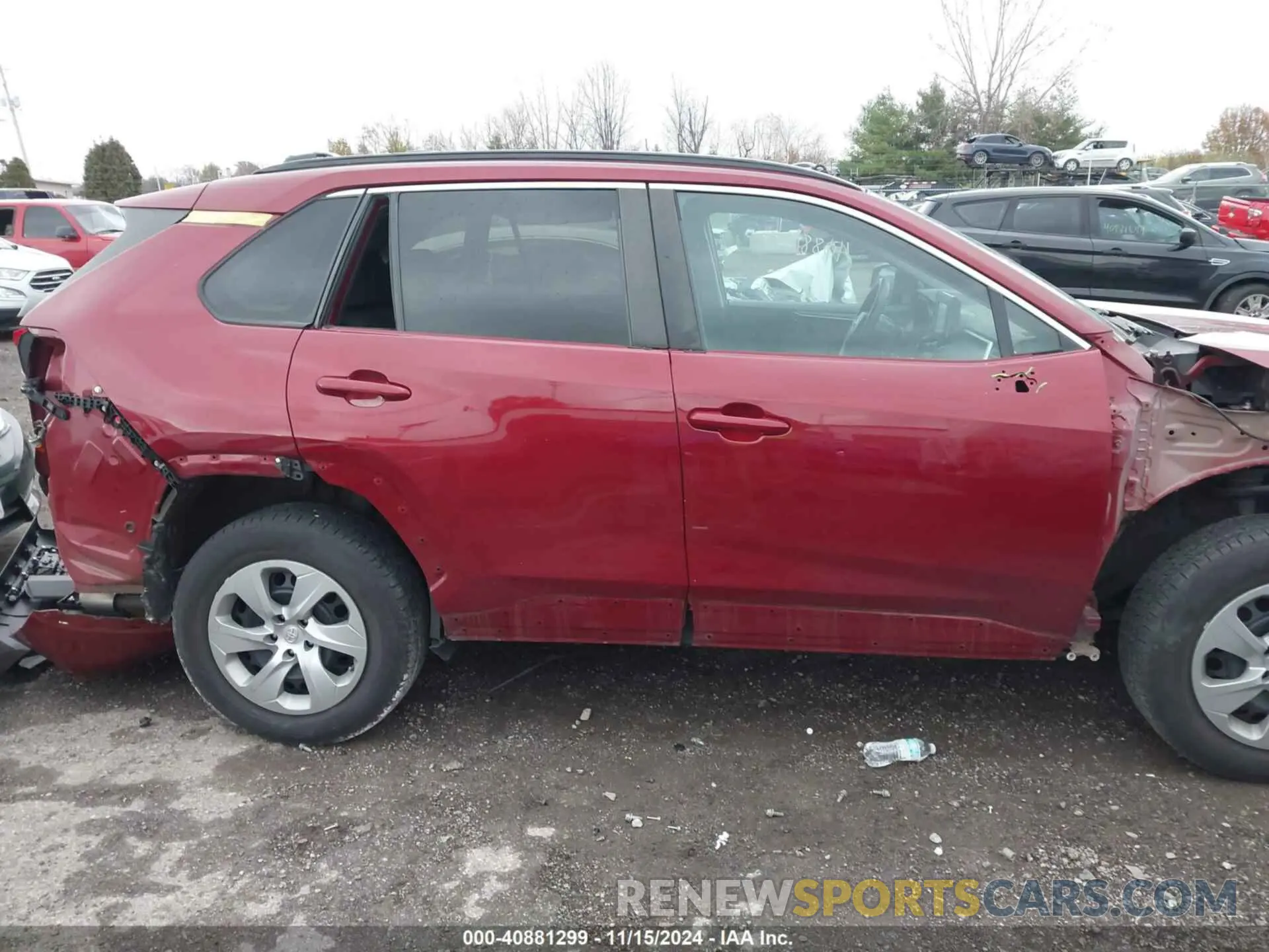14 Photograph of a damaged car 2T3H1RFV9LW067526 TOYOTA RAV4 2020