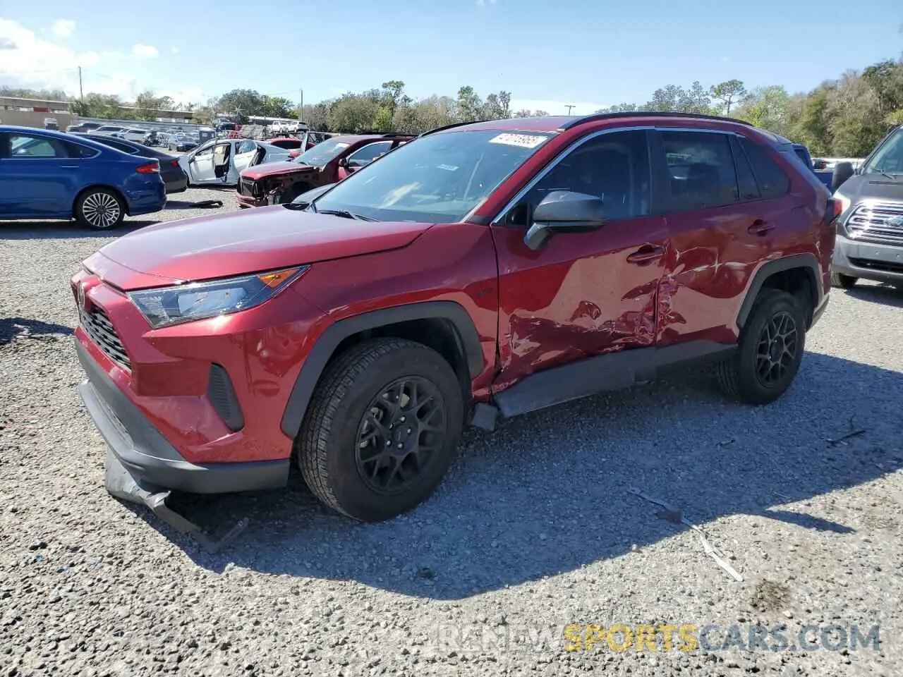 1 Photograph of a damaged car 2T3H1RFV9LW094130 TOYOTA RAV4 2020