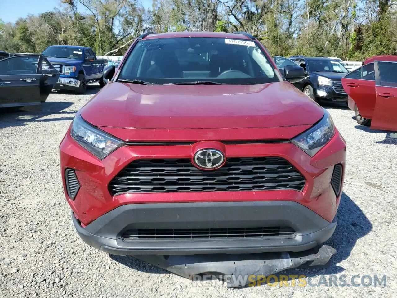 5 Photograph of a damaged car 2T3H1RFV9LW094130 TOYOTA RAV4 2020