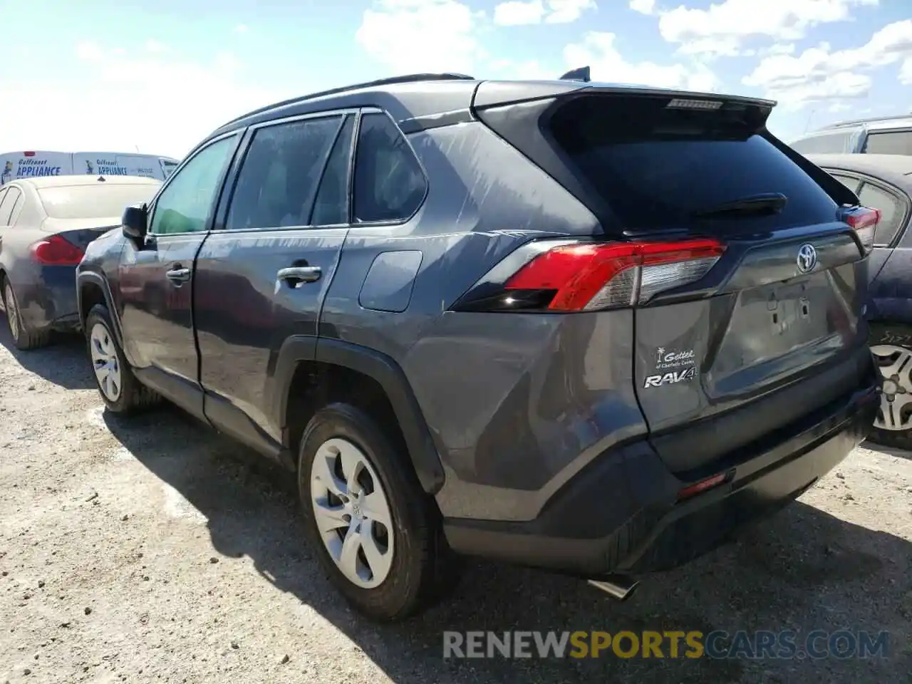 3 Photograph of a damaged car 2T3H1RFVXLC041065 TOYOTA RAV4 2020