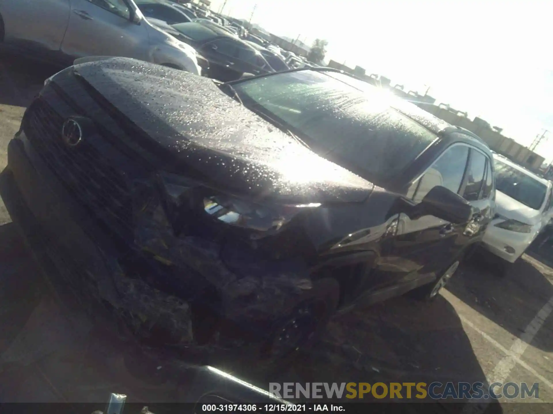 2 Photograph of a damaged car 2T3H1RFVXLC083350 TOYOTA RAV4 2020