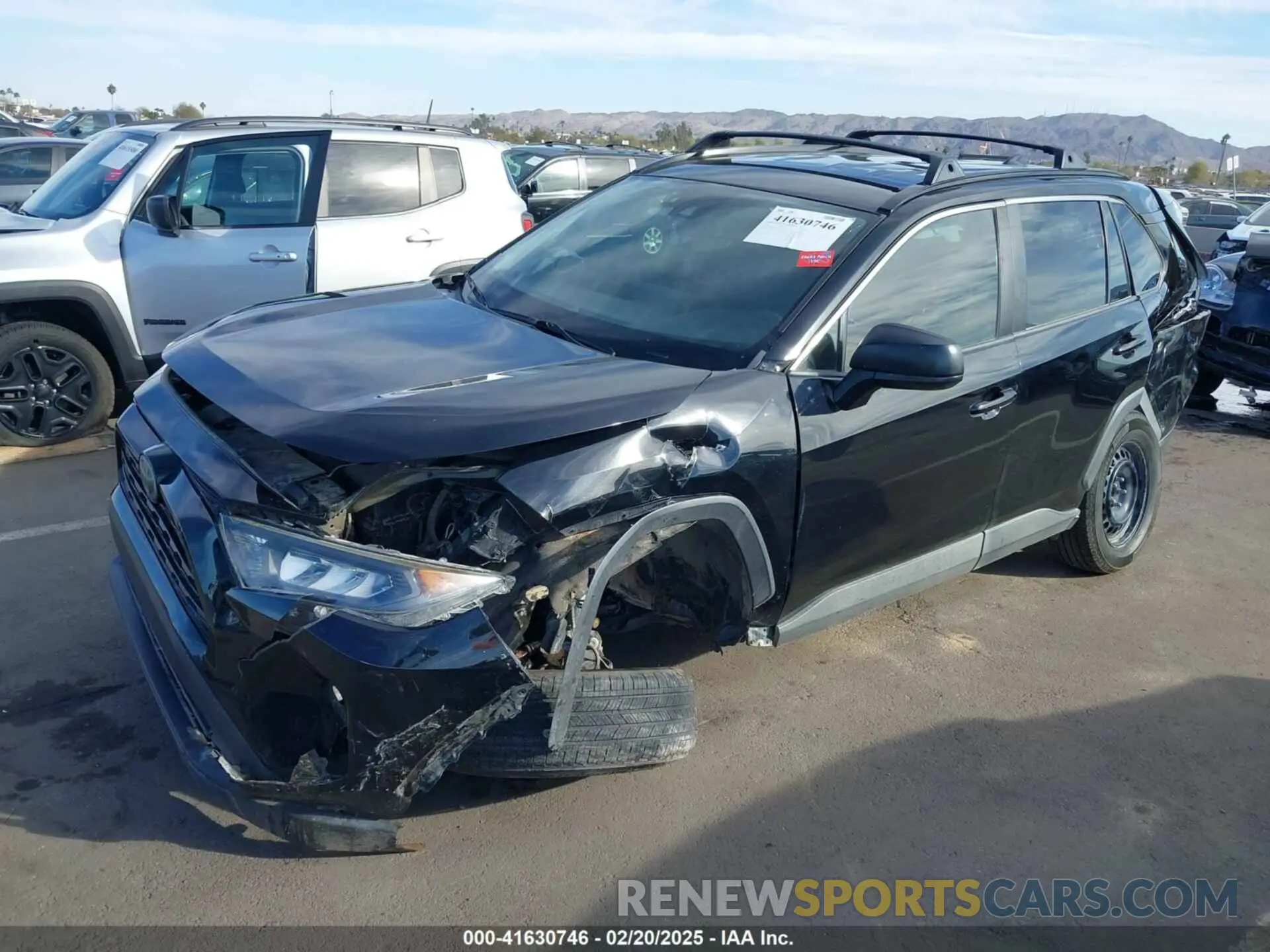 6 Photograph of a damaged car 2T3H1RFVXLW058589 TOYOTA RAV4 2020