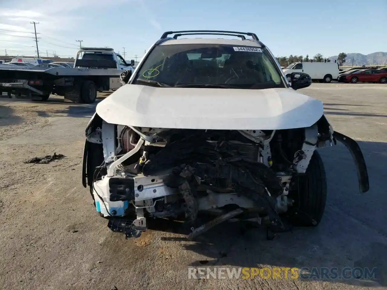 9 Photograph of a damaged car 2T3H1RFVXLW068961 TOYOTA RAV4 2020