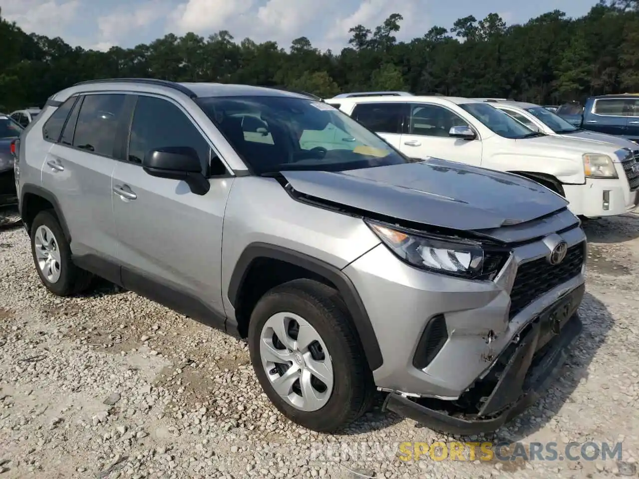 4 Photograph of a damaged car 2T3H1RFVXLW086716 TOYOTA RAV4 2020