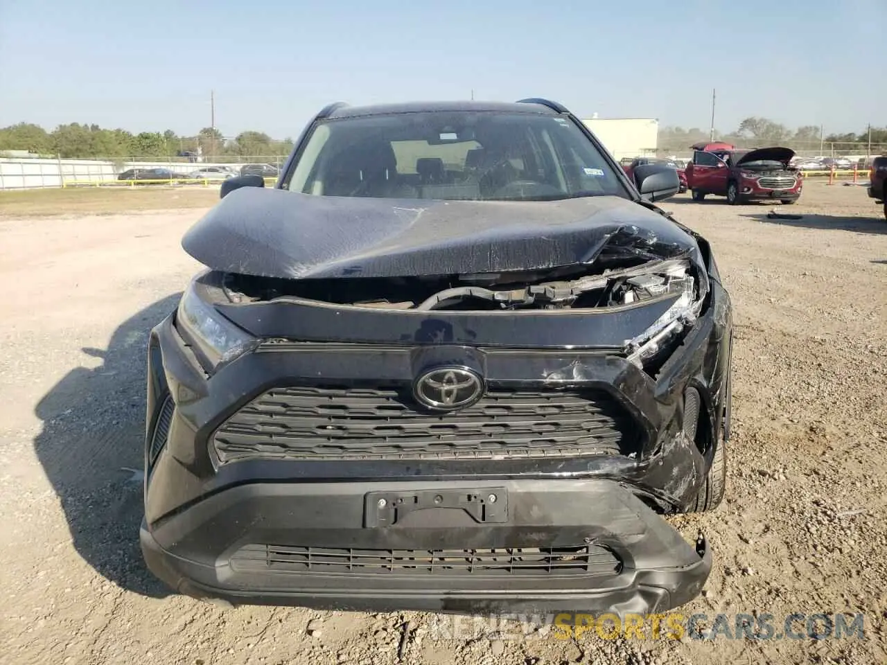 5 Photograph of a damaged car 2T3H1RFVXLW092032 TOYOTA RAV4 2020