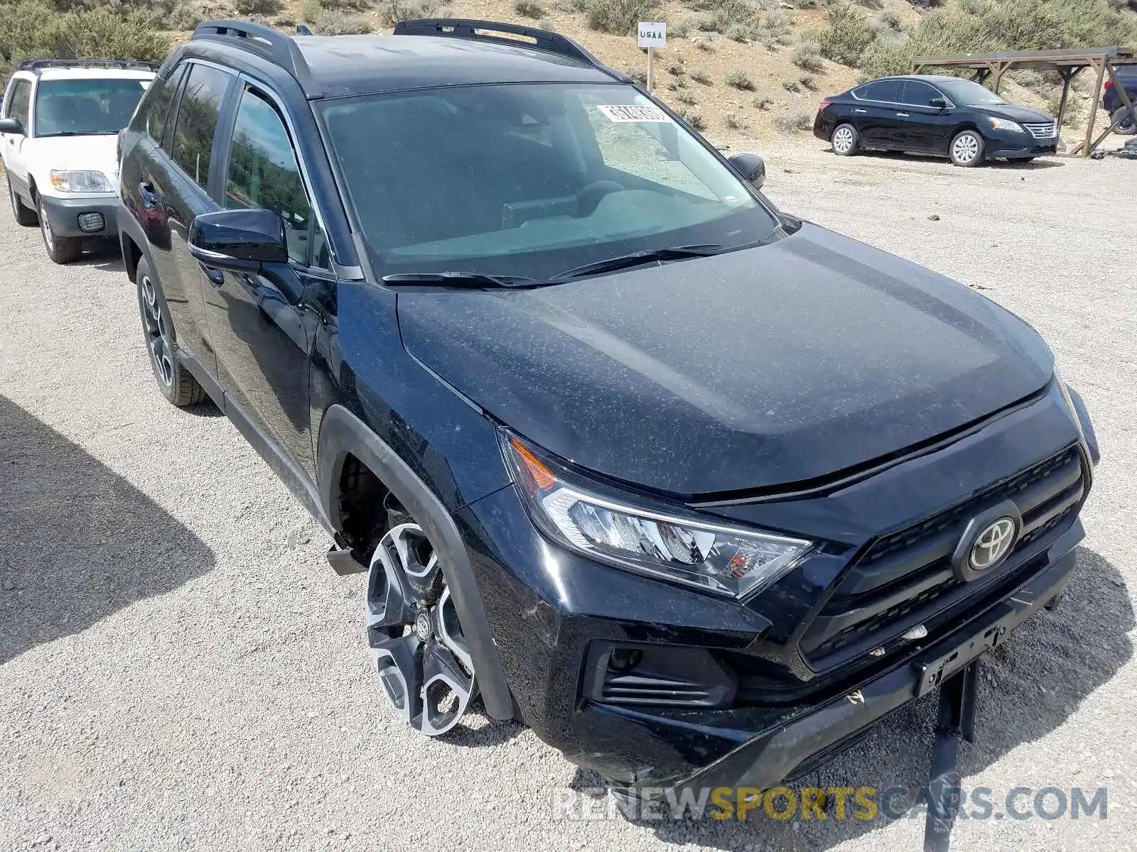 1 Photograph of a damaged car 2T3J1RFV0LC080104 TOYOTA RAV4 2020