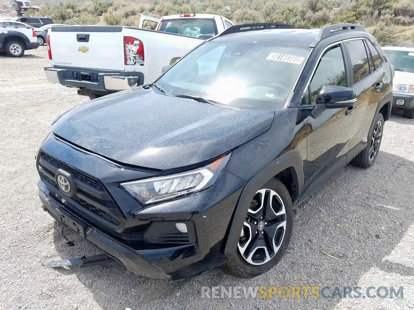 2 Photograph of a damaged car 2T3J1RFV0LC080104 TOYOTA RAV4 2020