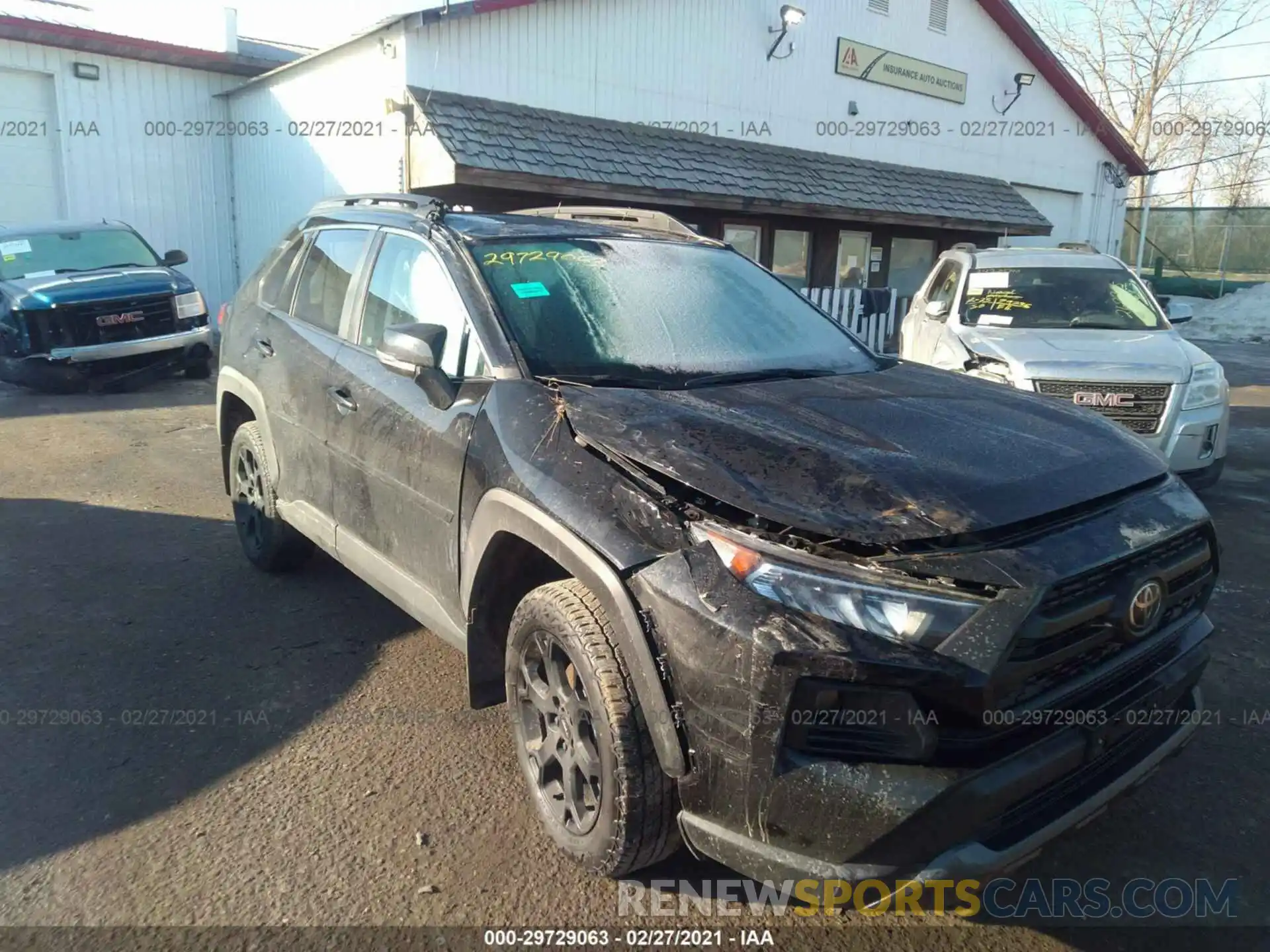 6 Photograph of a damaged car 2T3J1RFV1LC089538 TOYOTA RAV4 2020